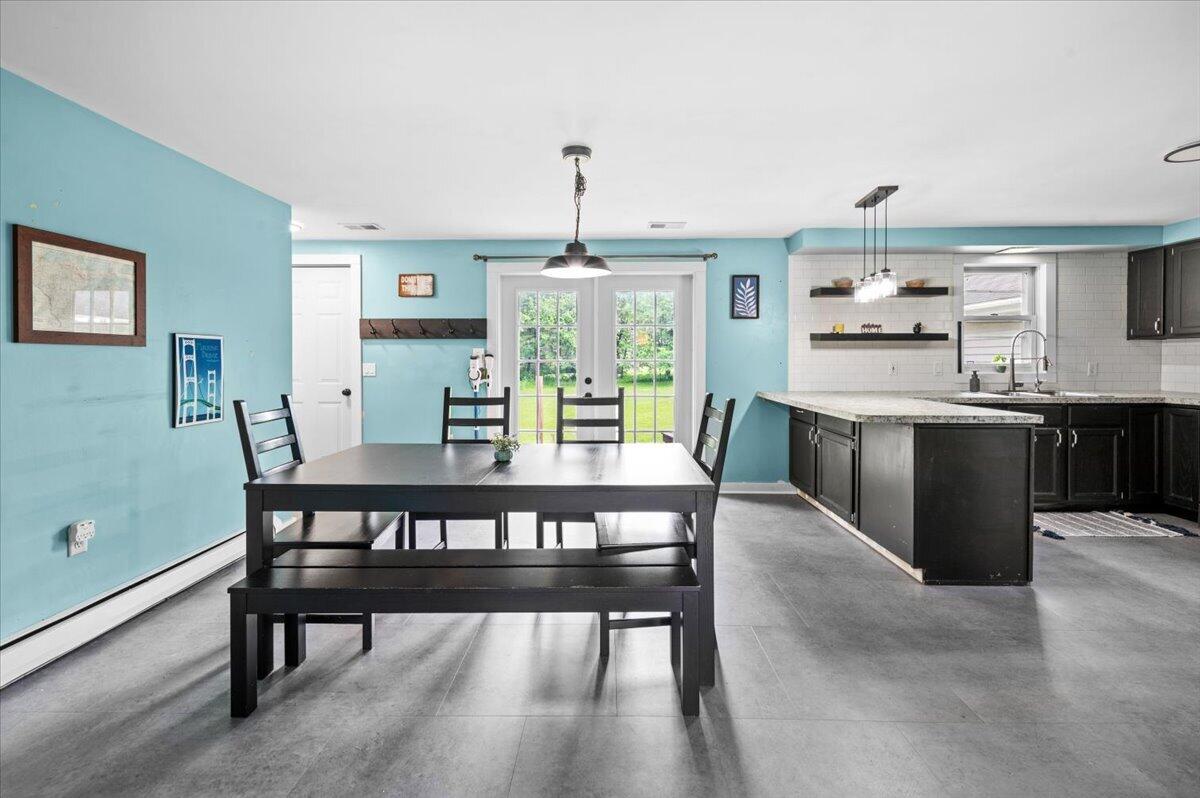 7218 11 Mile Road NE Rockford MI 49341