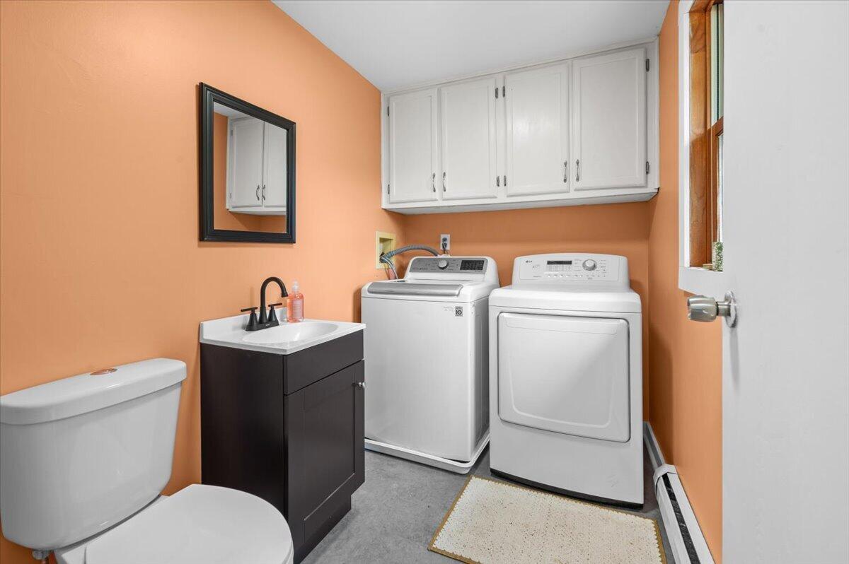 7218 11 Mile Road NE Rockford MI 49341