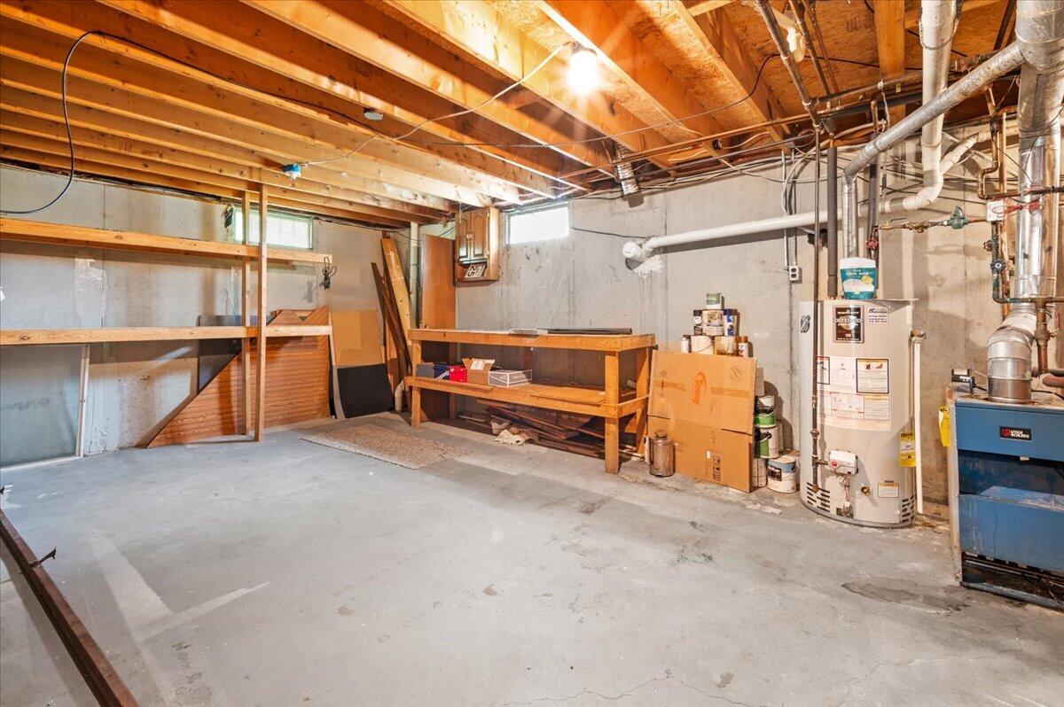 7218 11 Mile Road NE Rockford MI 49341