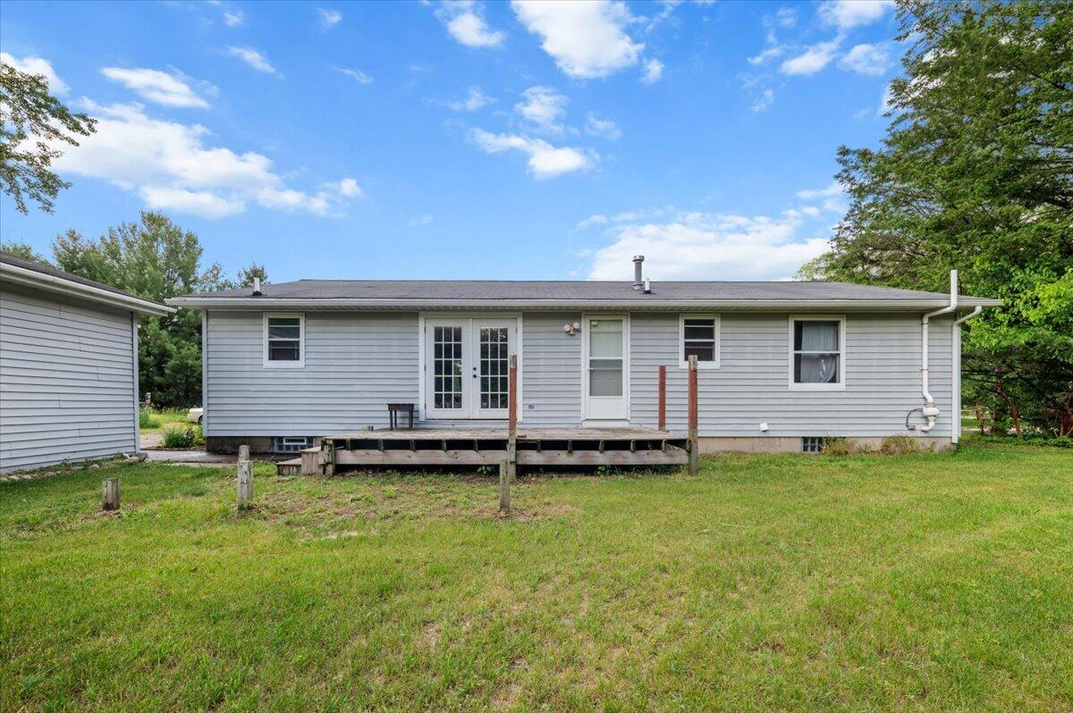 7218 11 Mile Road NE Rockford MI 49341