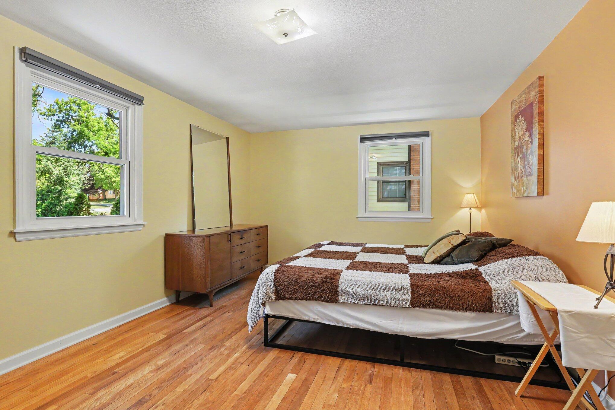 1653 Ridgeview Street SE Grand Rapids MI 49506