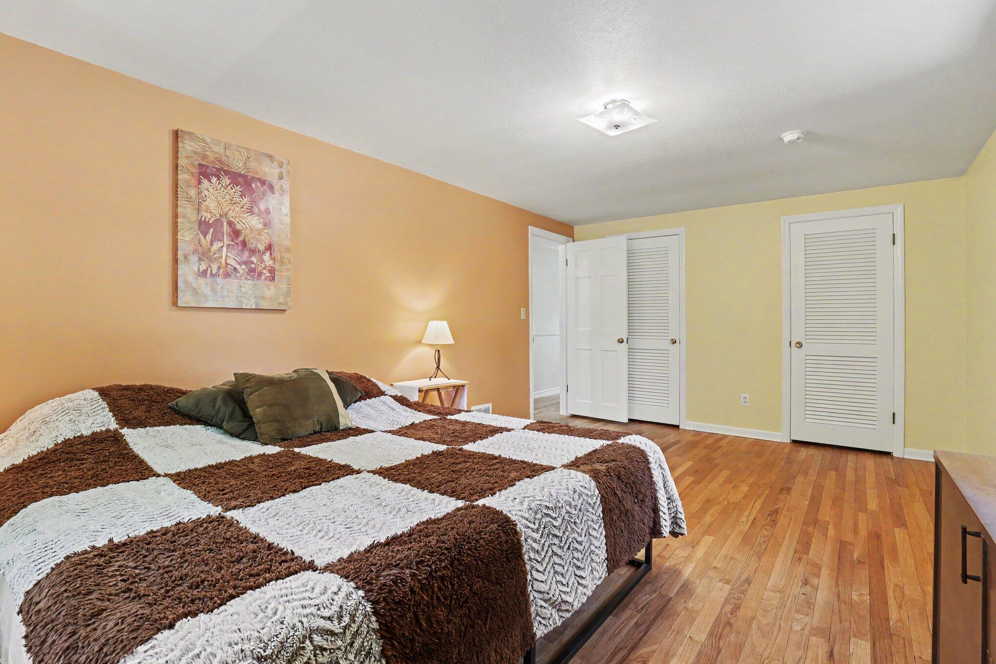 1653 Ridgeview Street SE Grand Rapids MI 49506