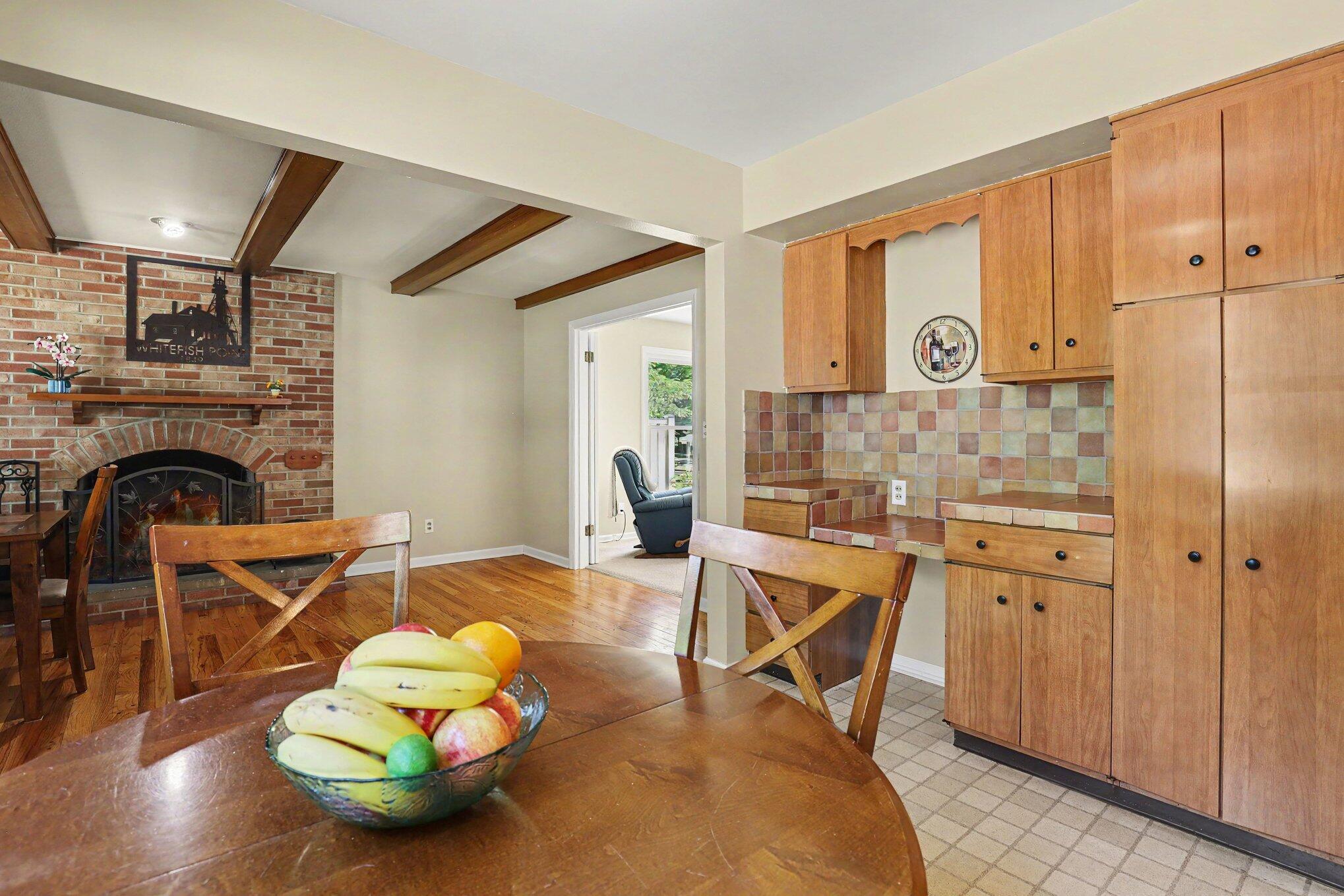 1653 Ridgeview Street SE Grand Rapids MI 49506