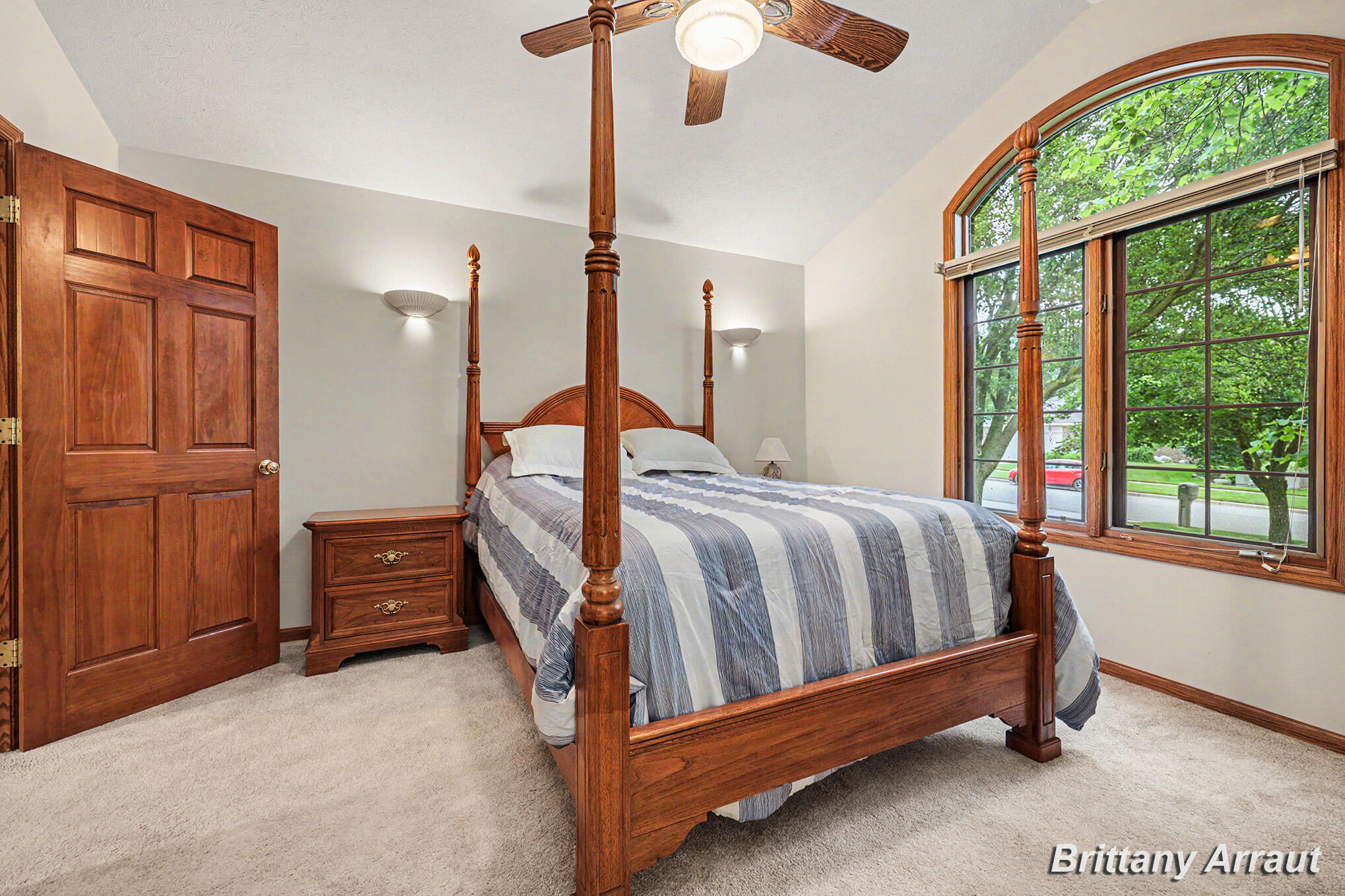 2289 Pheasant Avenue NW Grand Rapids MI 49534