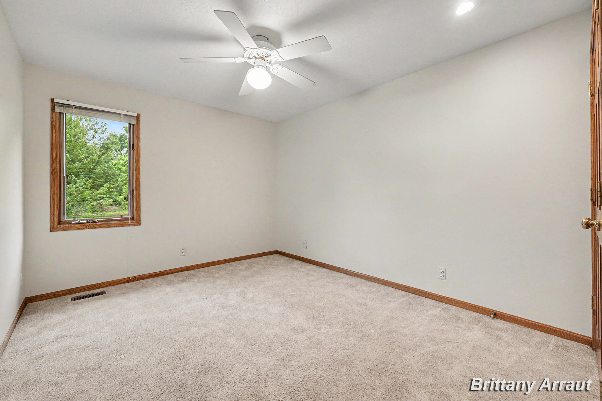 2289 Pheasant Avenue NW Grand Rapids MI 49534