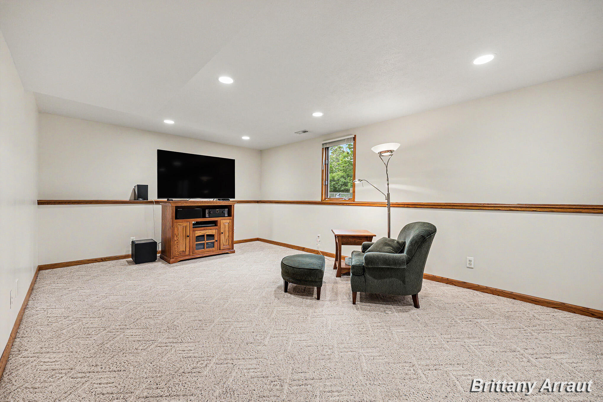 2289 Pheasant Avenue NW Grand Rapids MI 49534