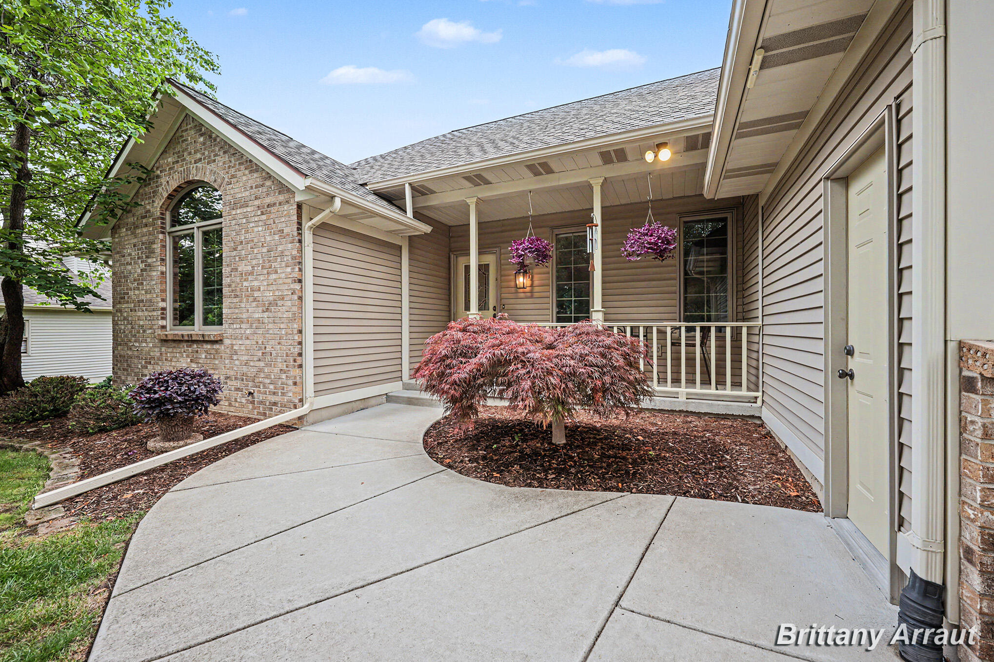 2289 Pheasant Avenue NW Grand Rapids MI 49534