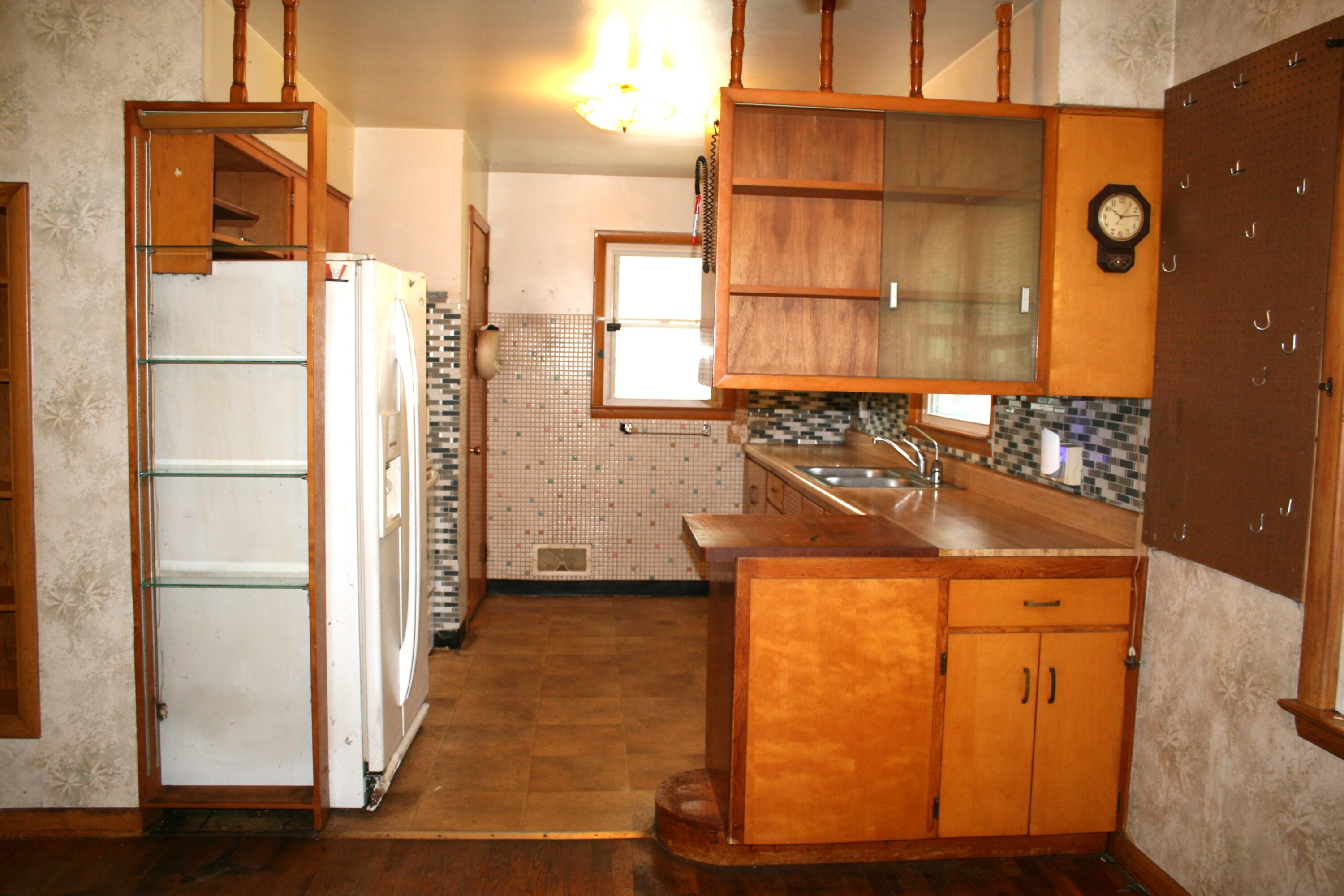 1175 Ravina Avenue Benton Harbor MI 49022