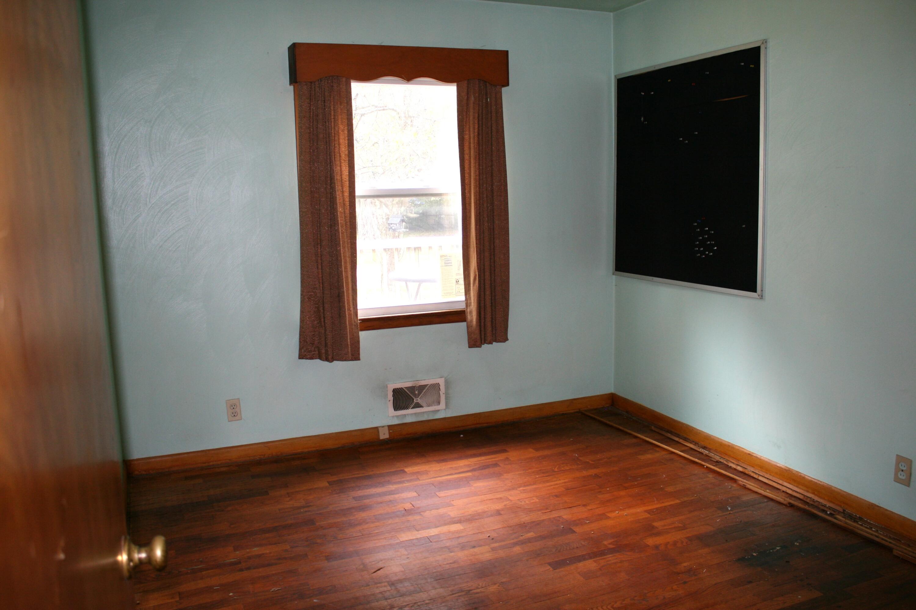 1175 Ravina Avenue Benton Harbor MI 49022