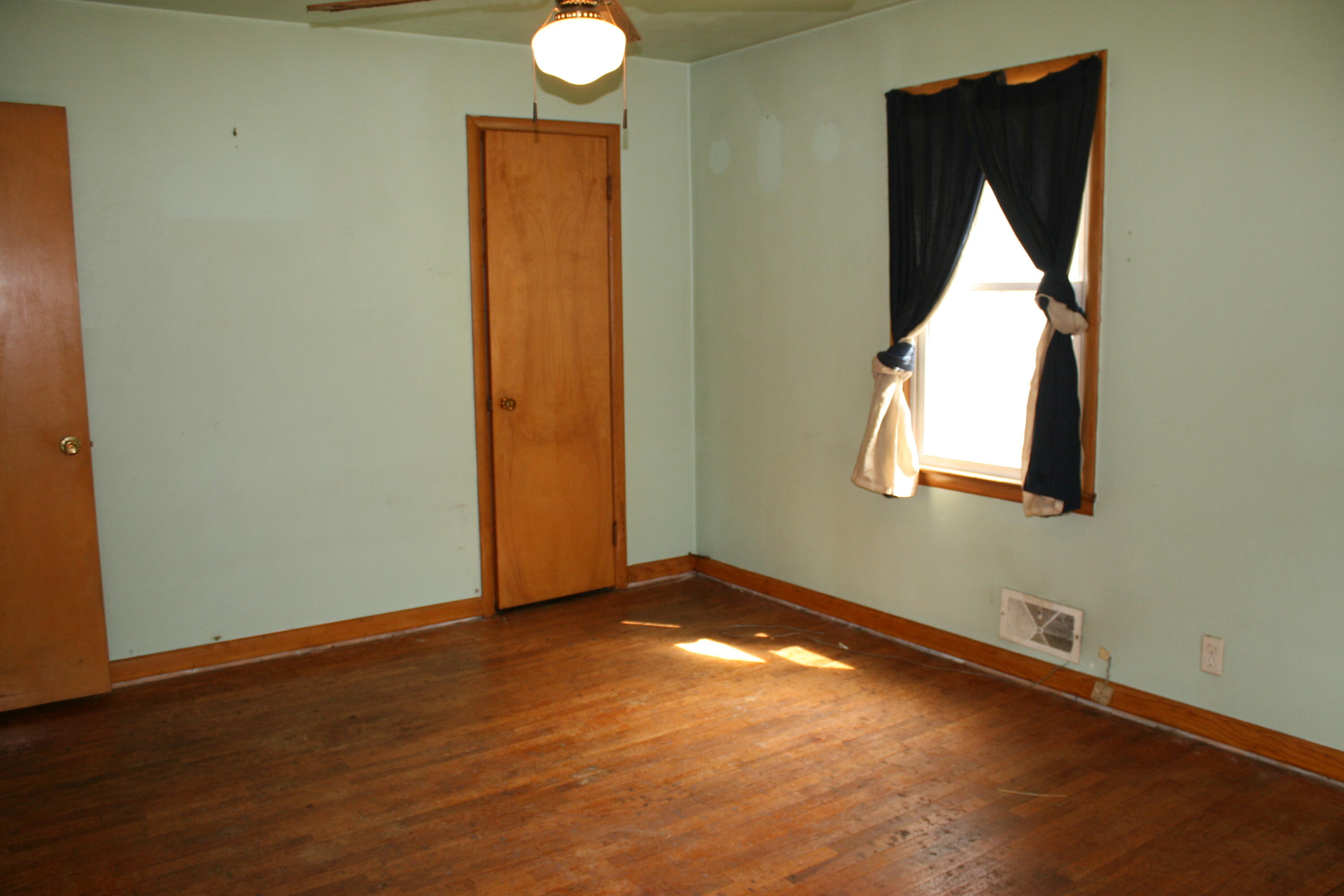 1175 Ravina Avenue Benton Harbor MI 49022