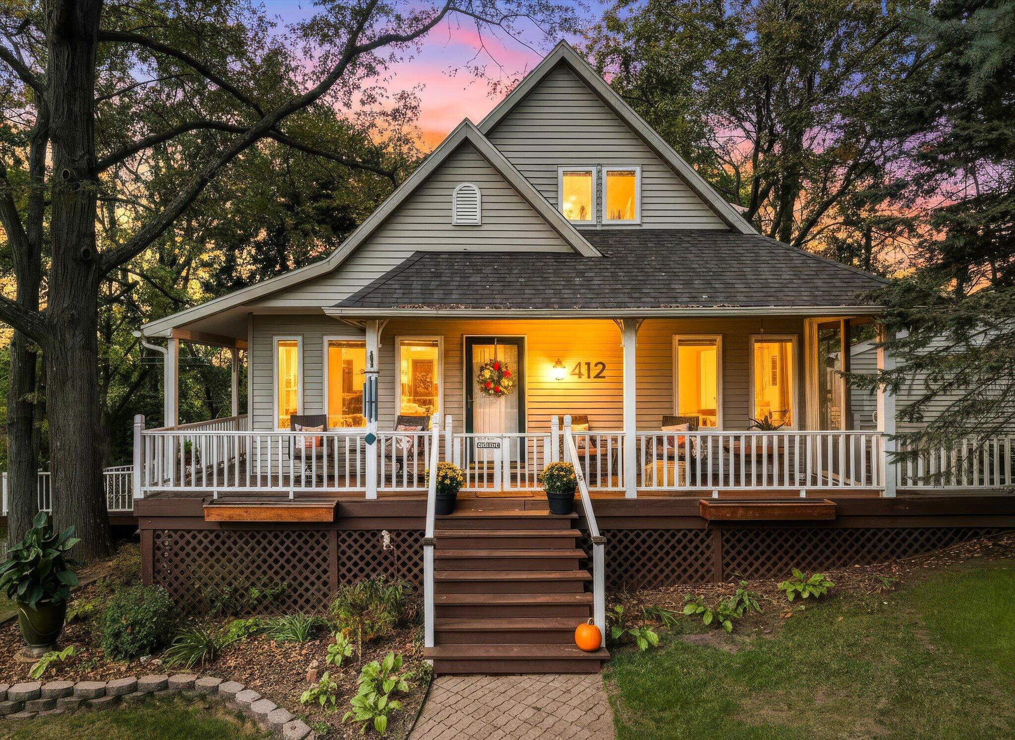 412 Pettis Avenue SE Ada MI 49301