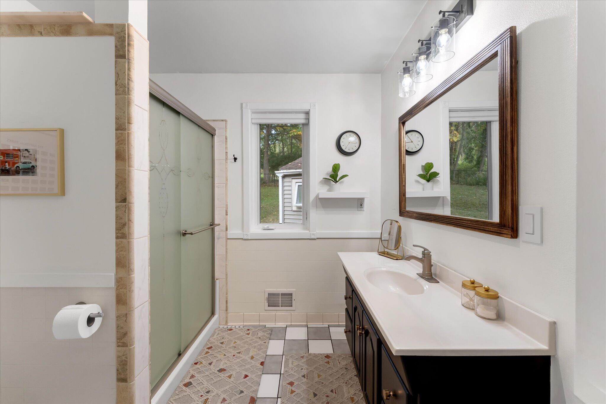 412 Pettis Avenue SE Ada MI 49301