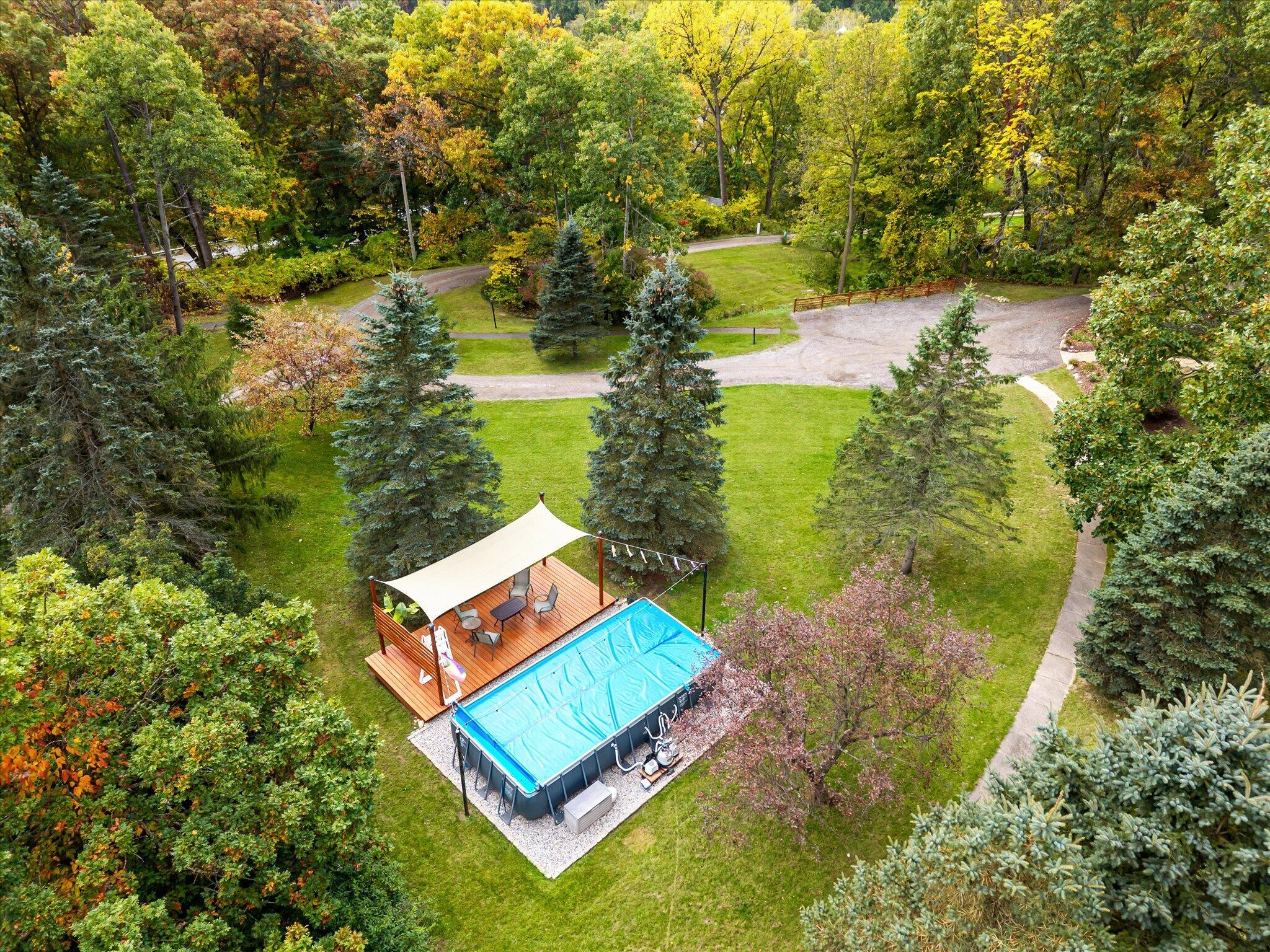 412 Pettis Avenue SE Ada MI 49301