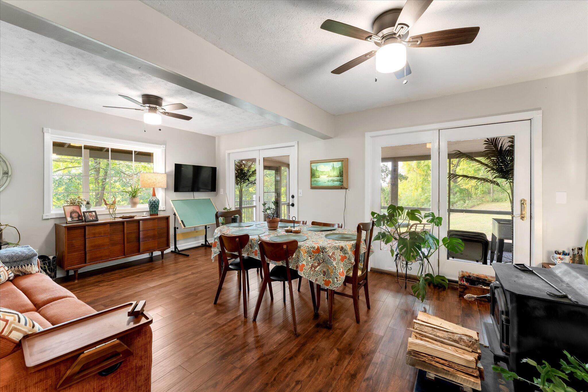 412 Pettis Avenue SE Ada MI 49301