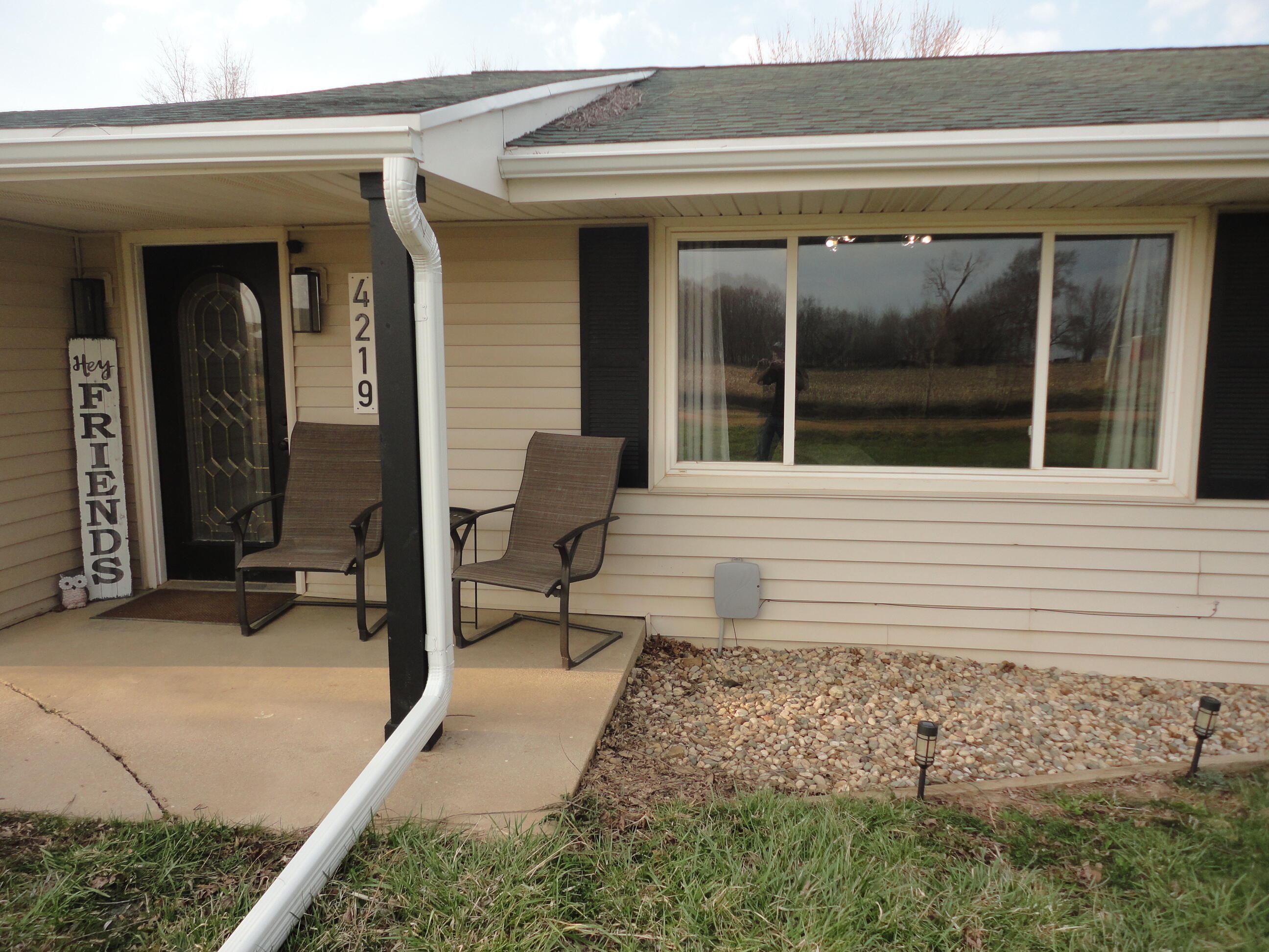 4219 W 110th Avenue Allegan MI 49010