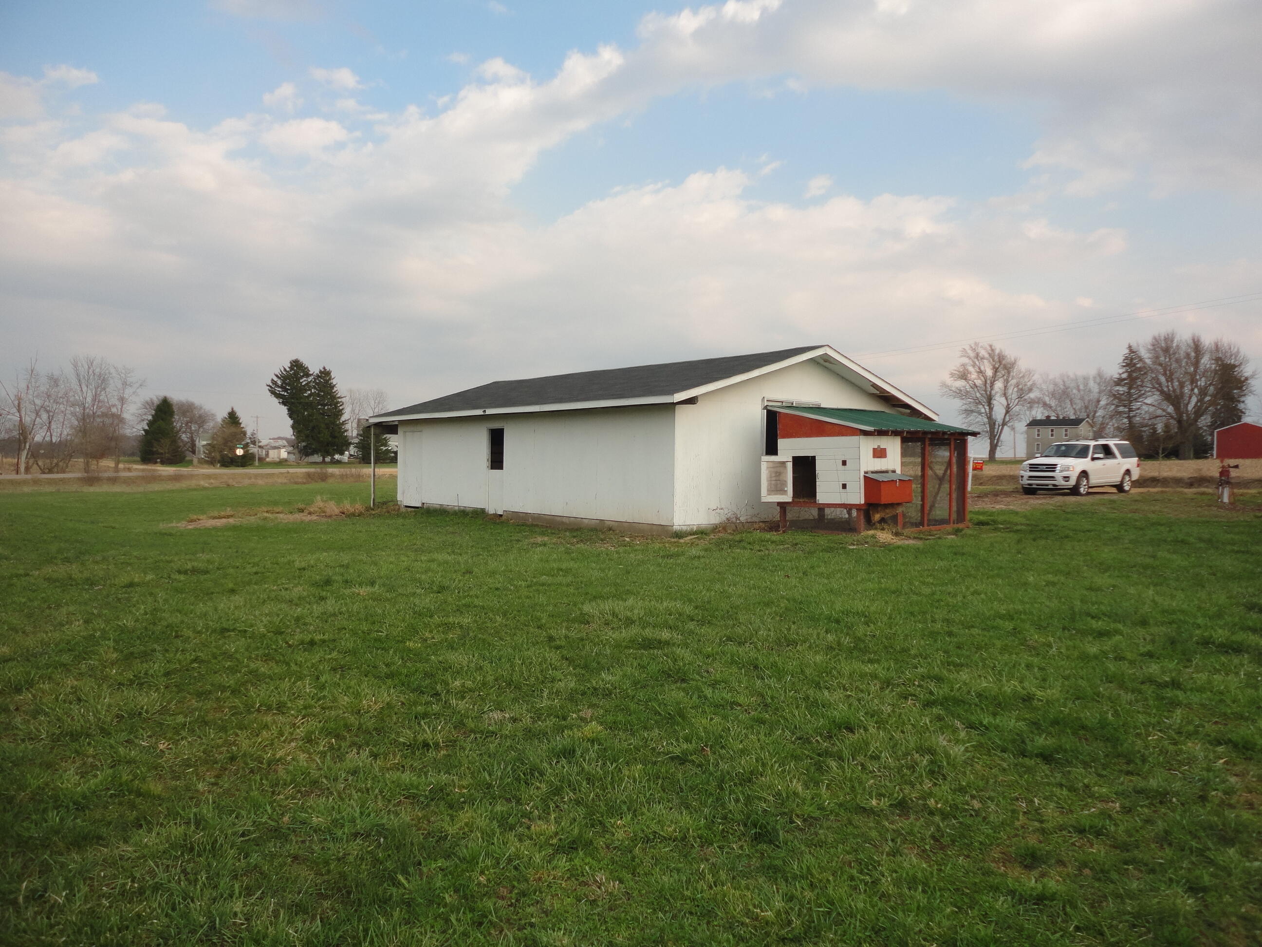 4219 W 110th Avenue Allegan MI 49010