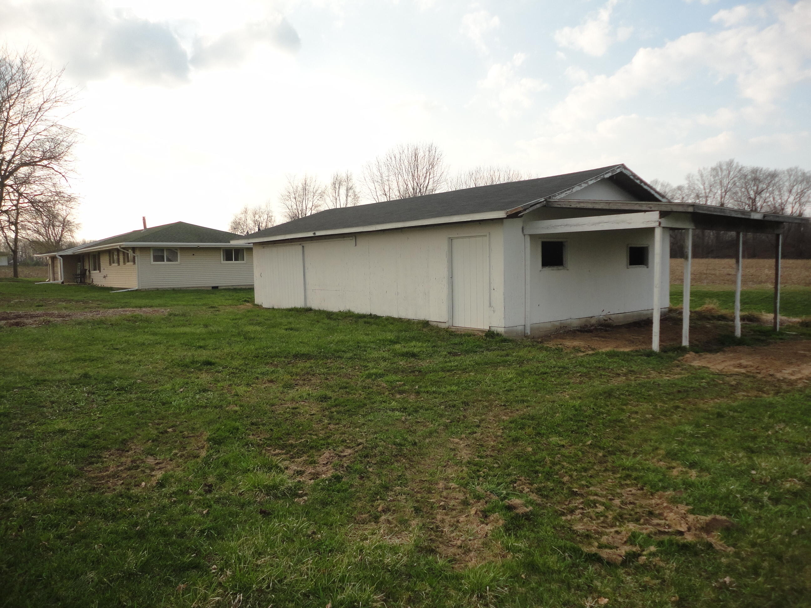 4219 W 110th Avenue Allegan MI 49010