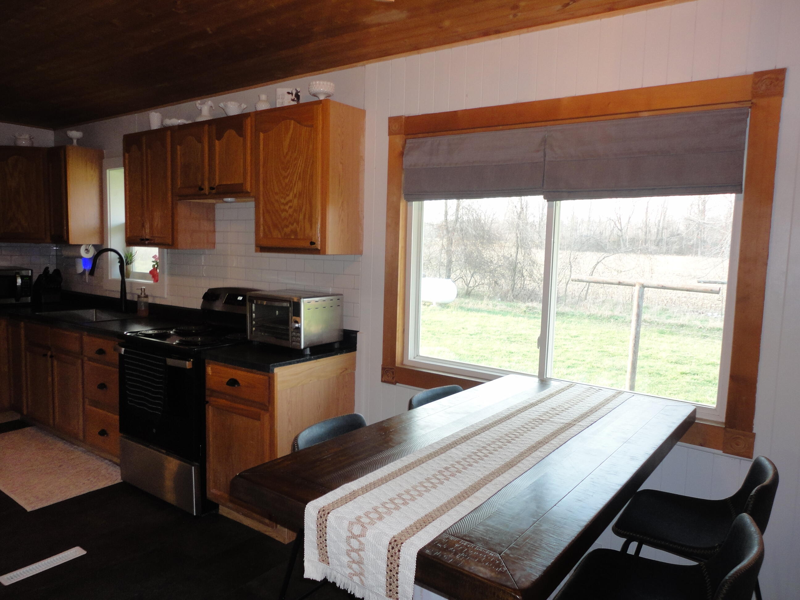 4219 W 110th Avenue Allegan MI 49010