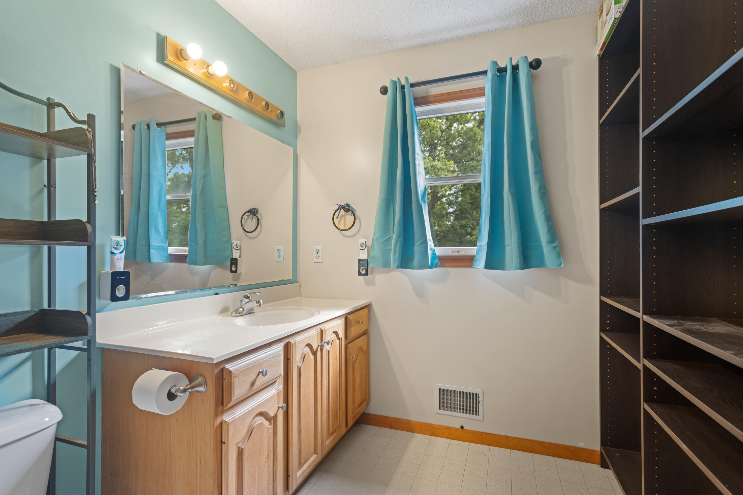 1330 S Griffin Street Grand Haven MI 49417