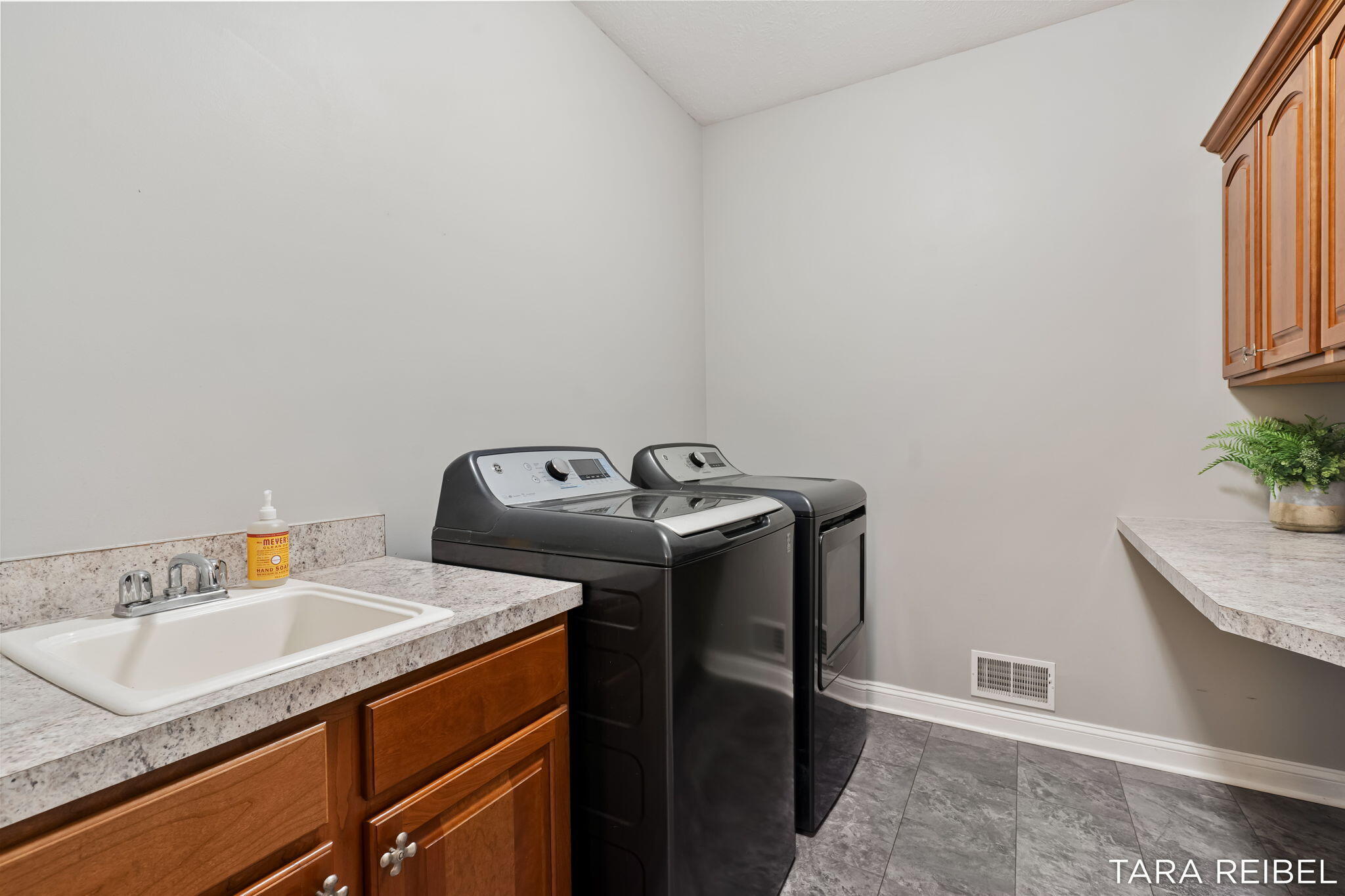 4320 Trail East Drive NE Ada MI 49301