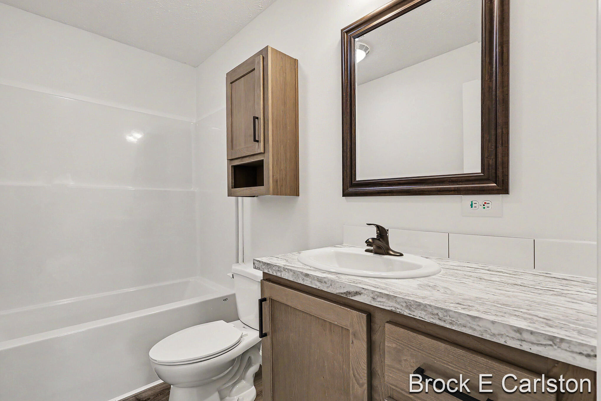 1283 E Ellis Road Norton Shores MI 49441