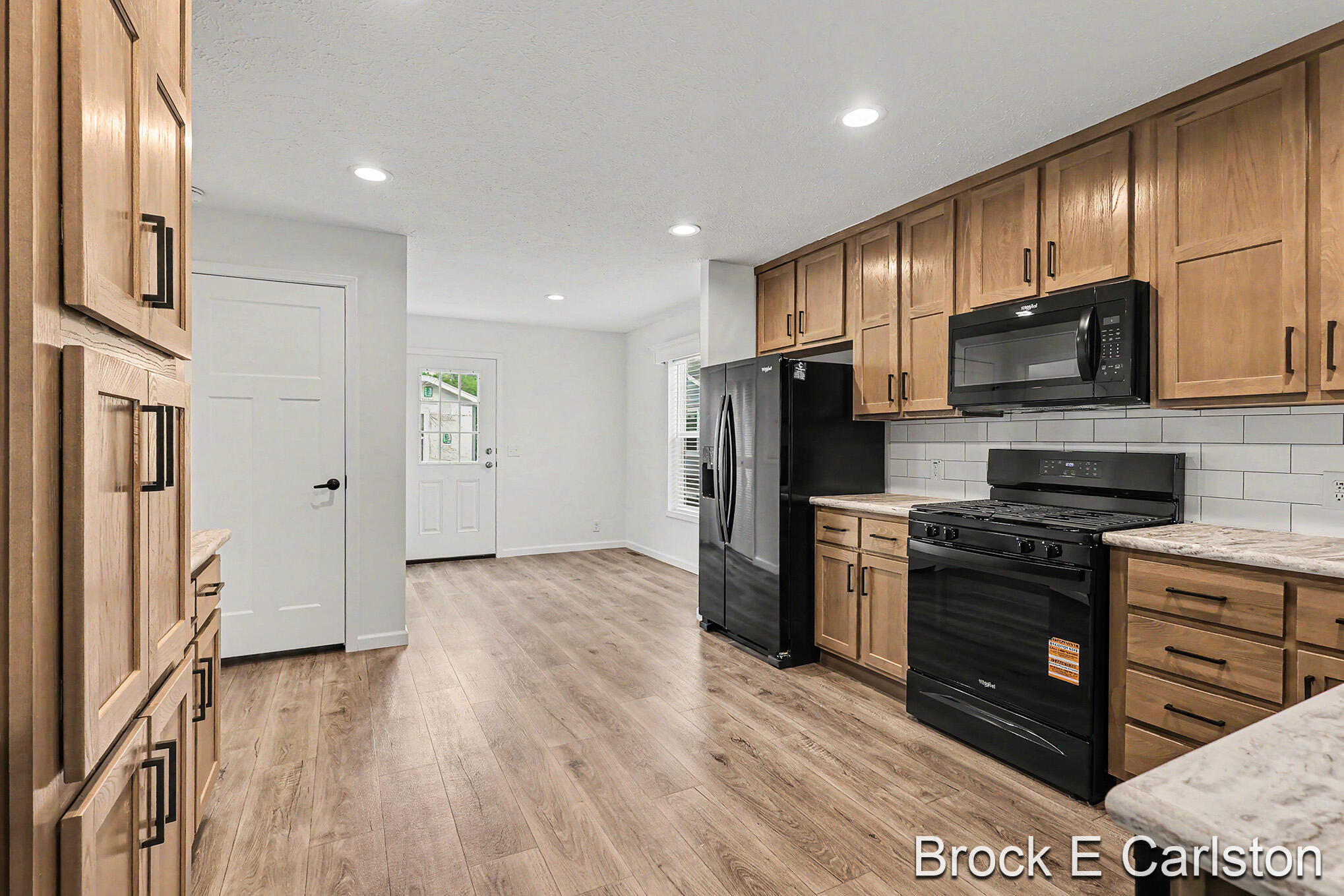 1283 E Ellis Road Norton Shores MI 49441