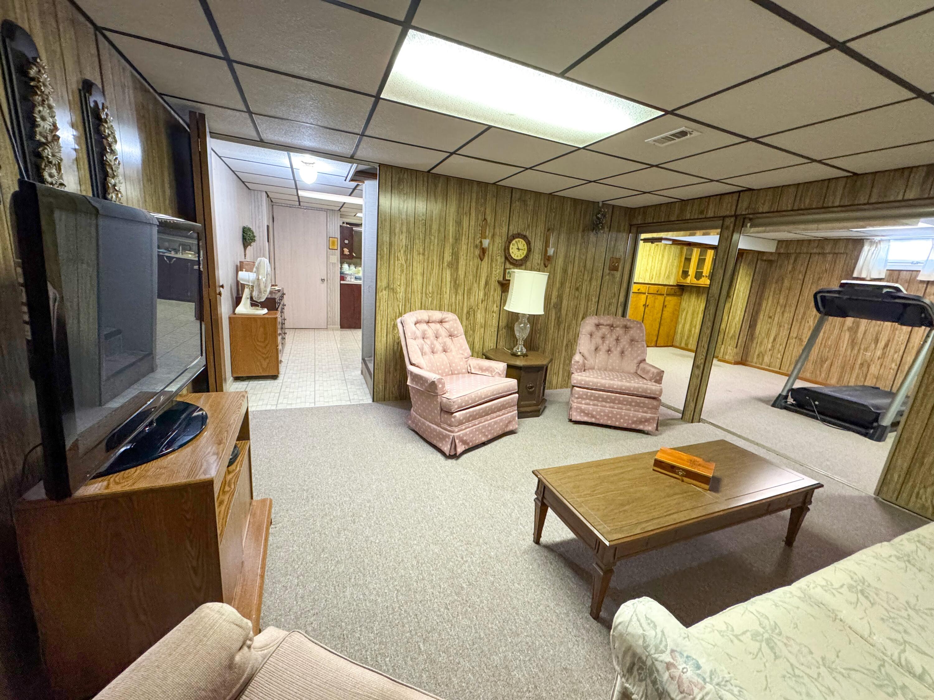 2304 Columbus Avenue Muskegon MI 49441