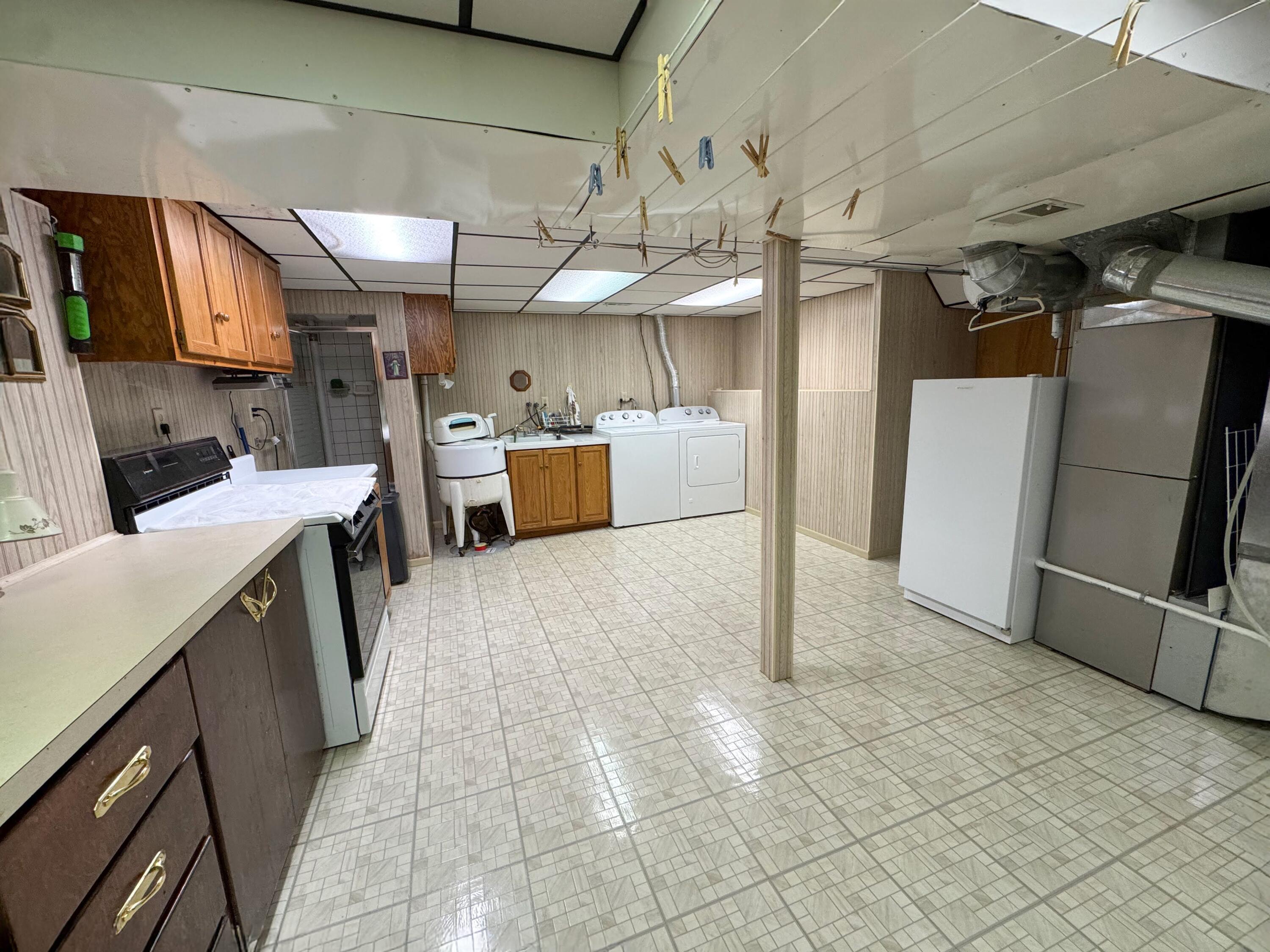 2304 Columbus Avenue Muskegon MI 49441