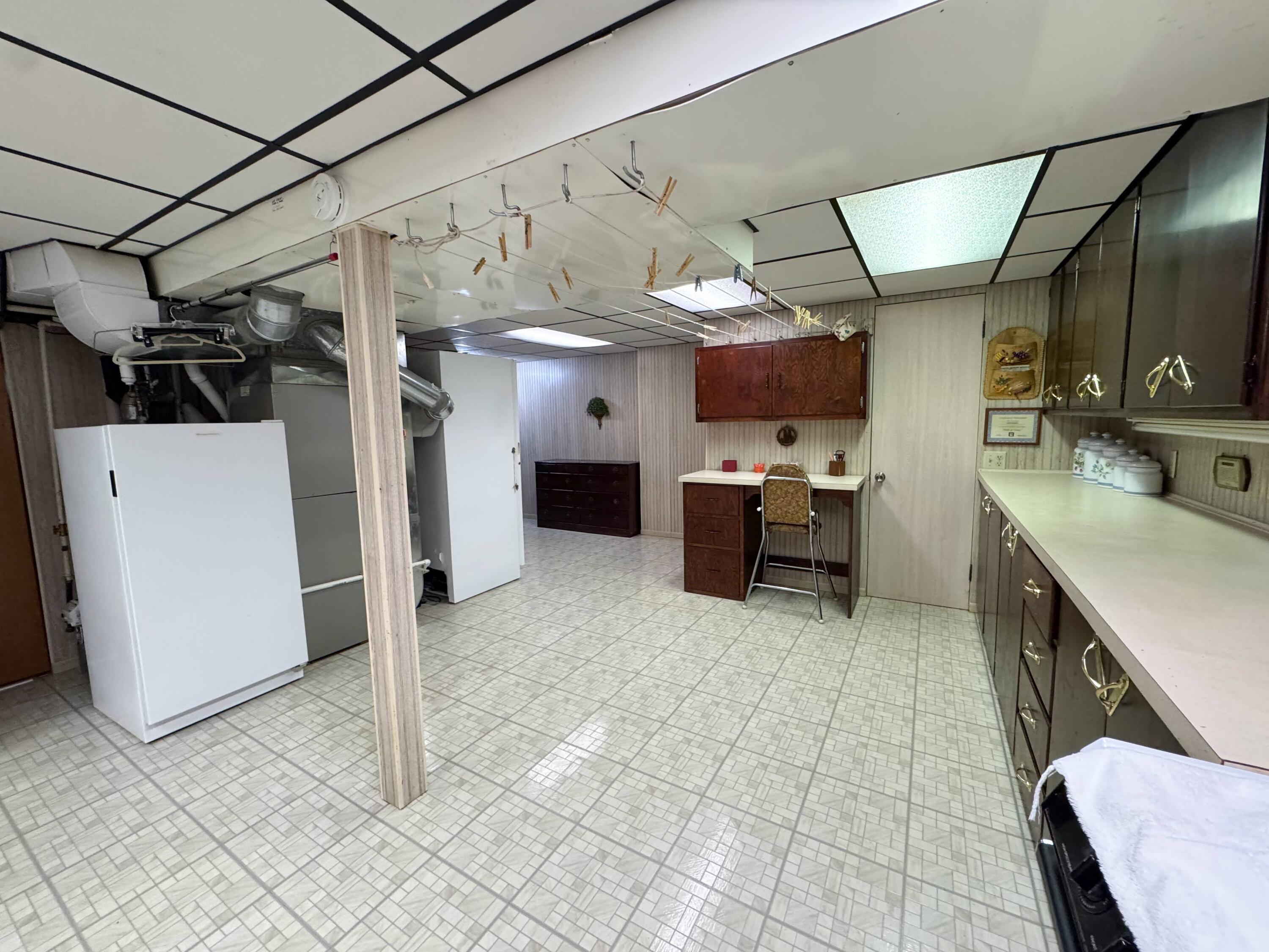 2304 Columbus Avenue Muskegon MI 49441