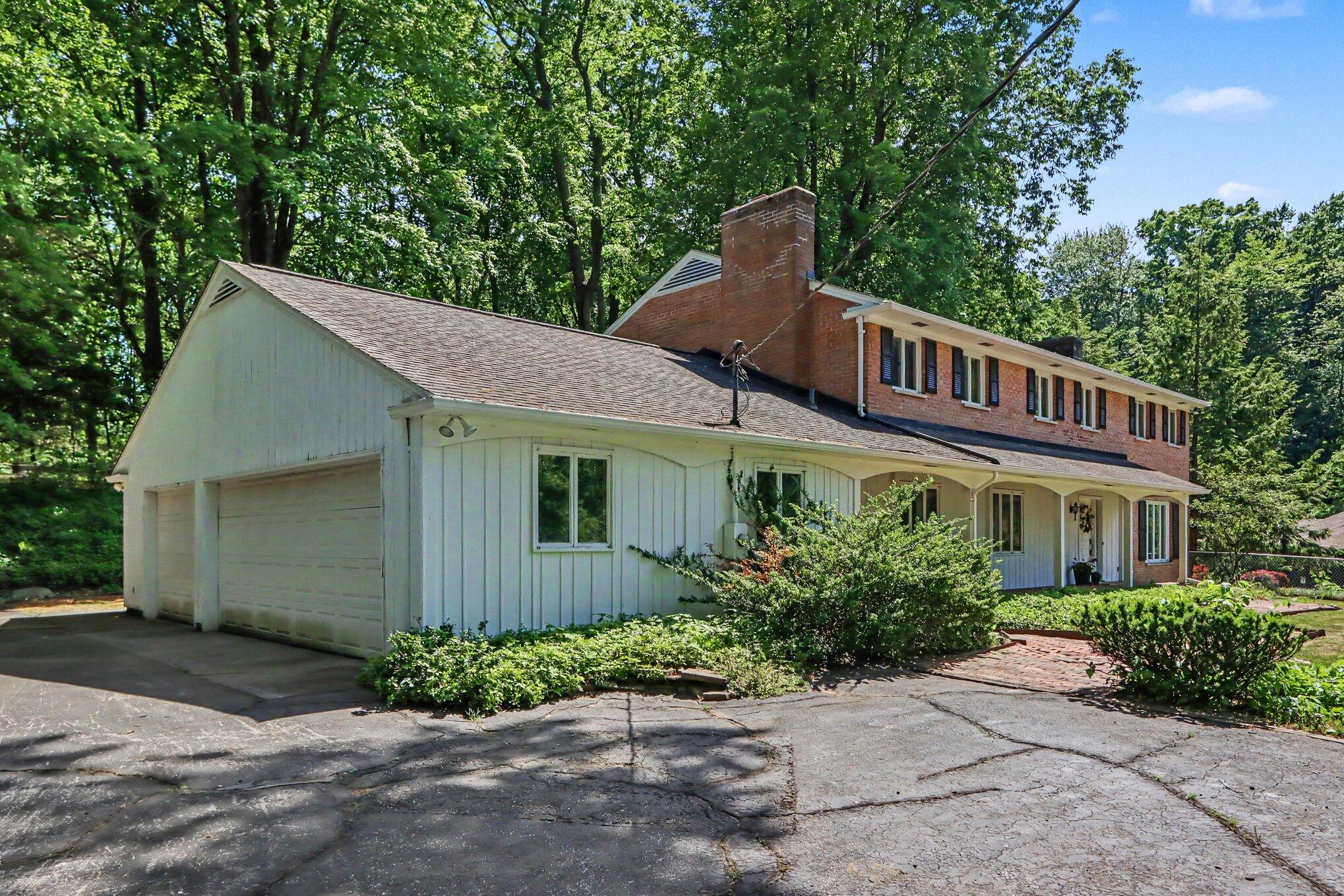 5453 Glen Harbor Drive Kalamazoo MI 49009