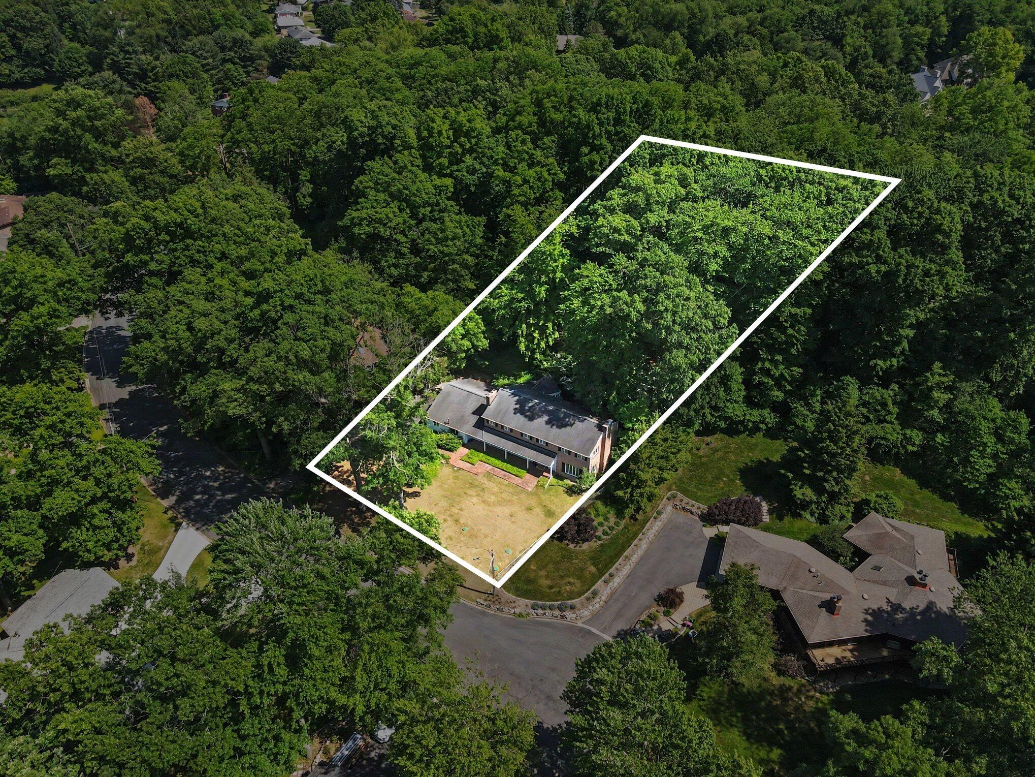 5453 Glen Harbor Drive Kalamazoo MI 49009
