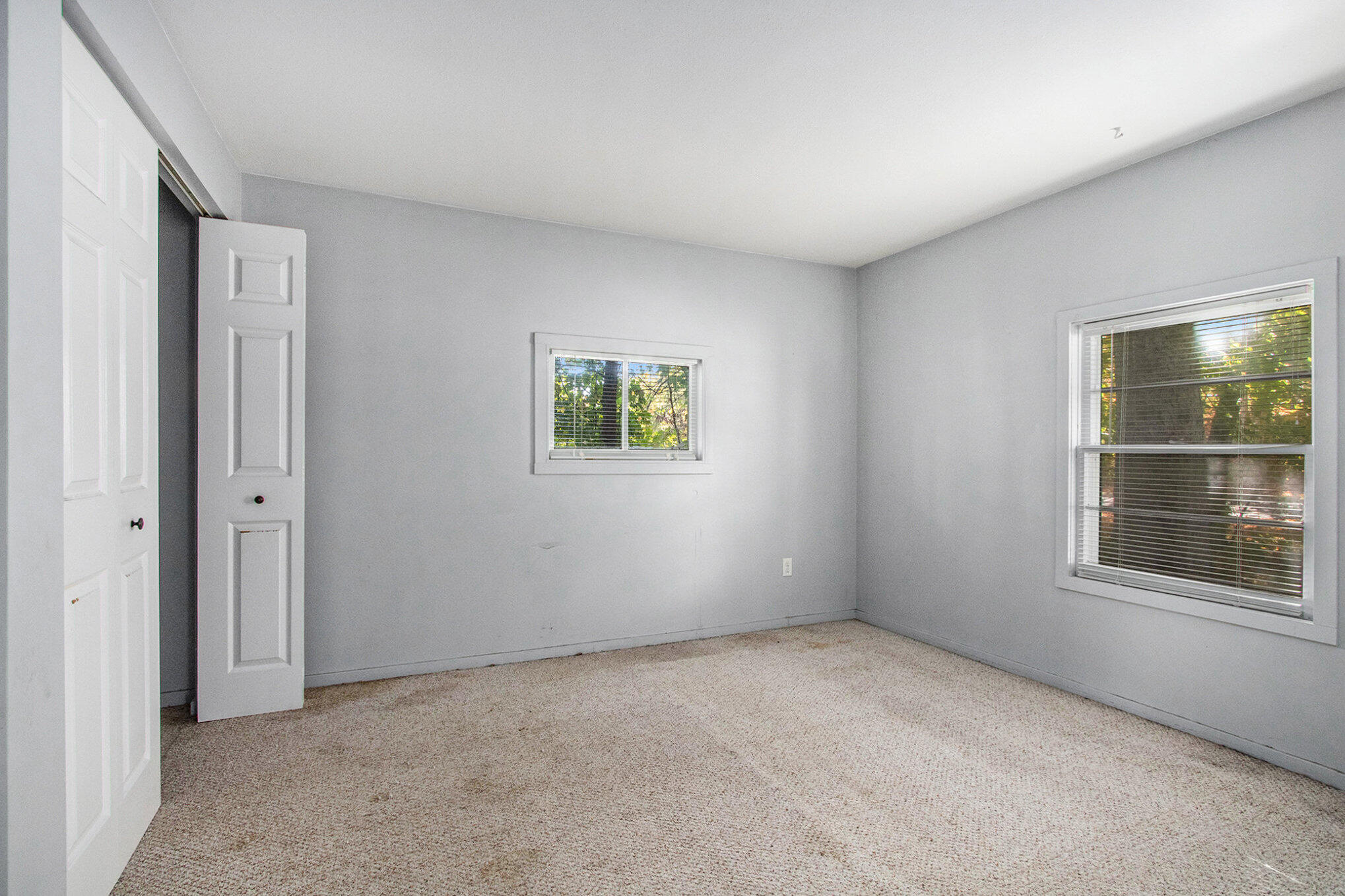 1005 E Front Street Buchanan MI 49107