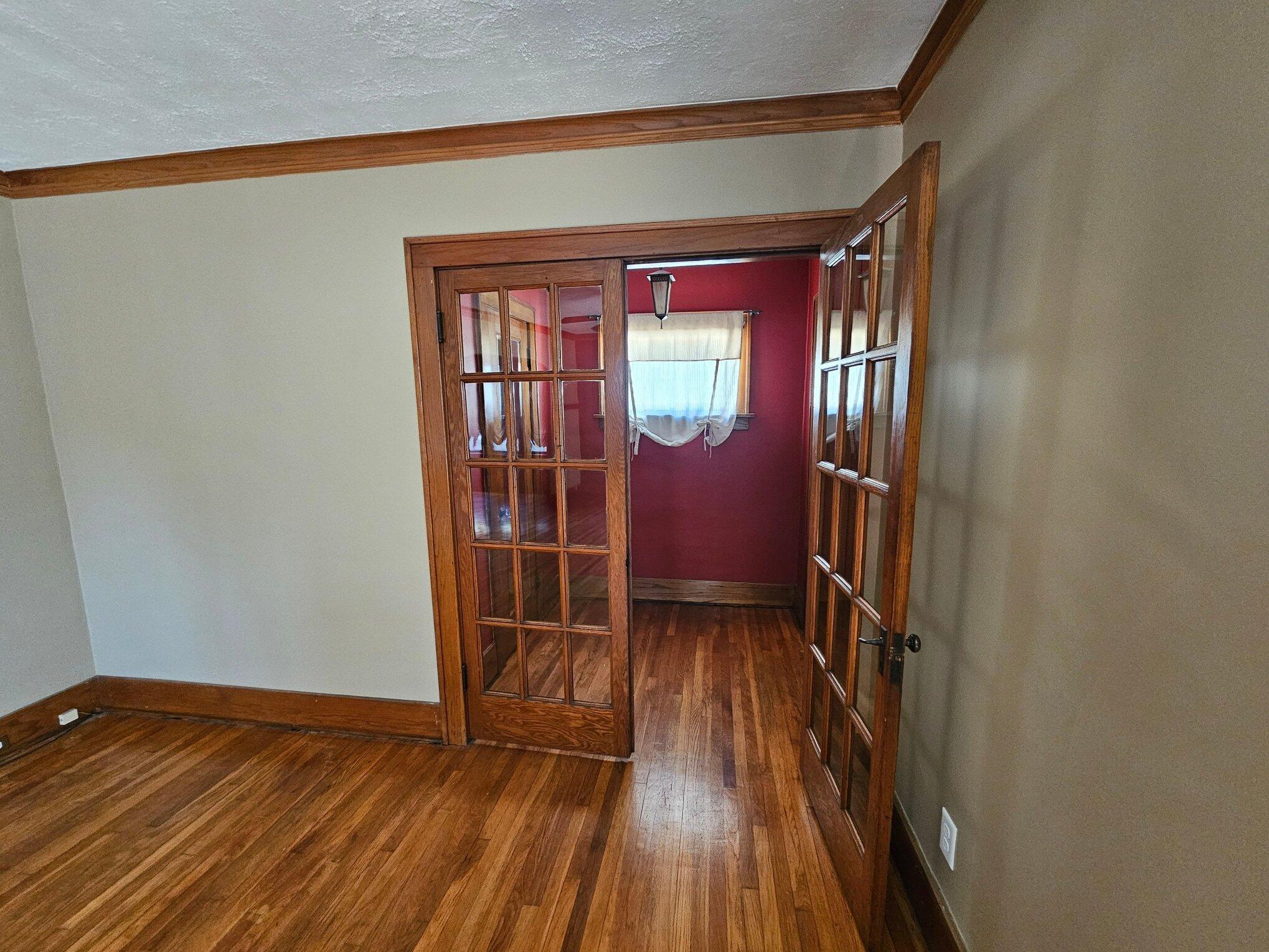 921 Ireland Avenue Muskegon MI 49441