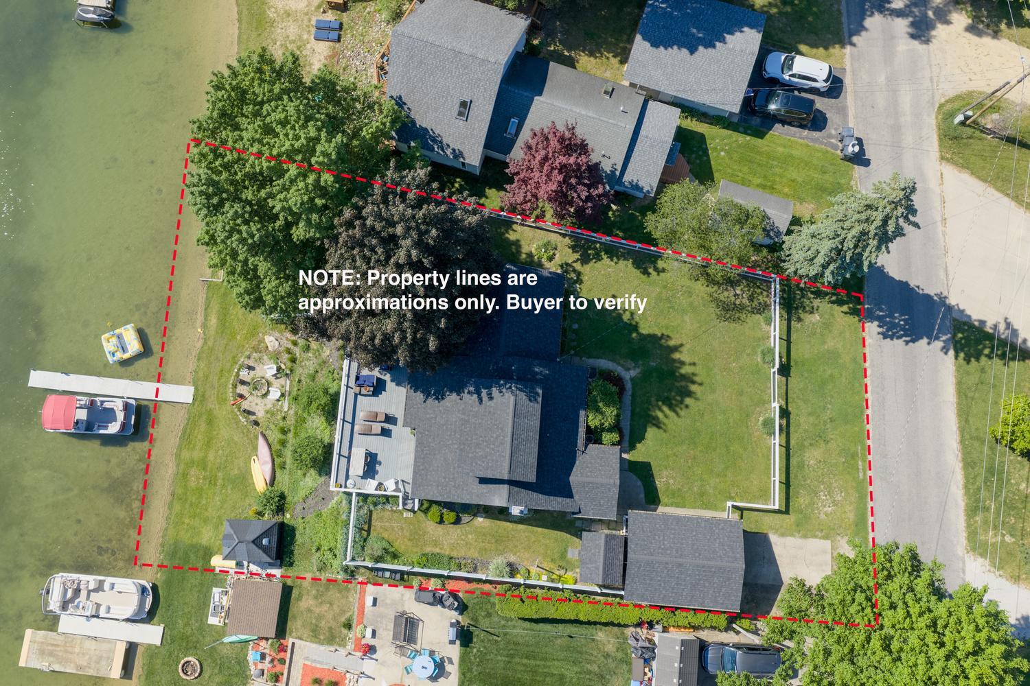52464 Twin Lakeview Drive Dowagiac MI 49047