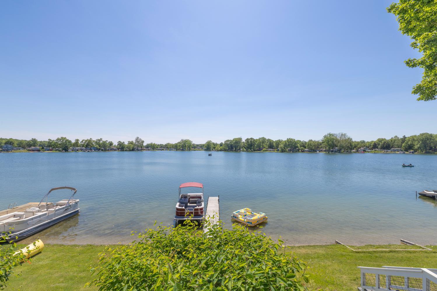 52464 Twin Lakeview Drive Dowagiac MI 49047