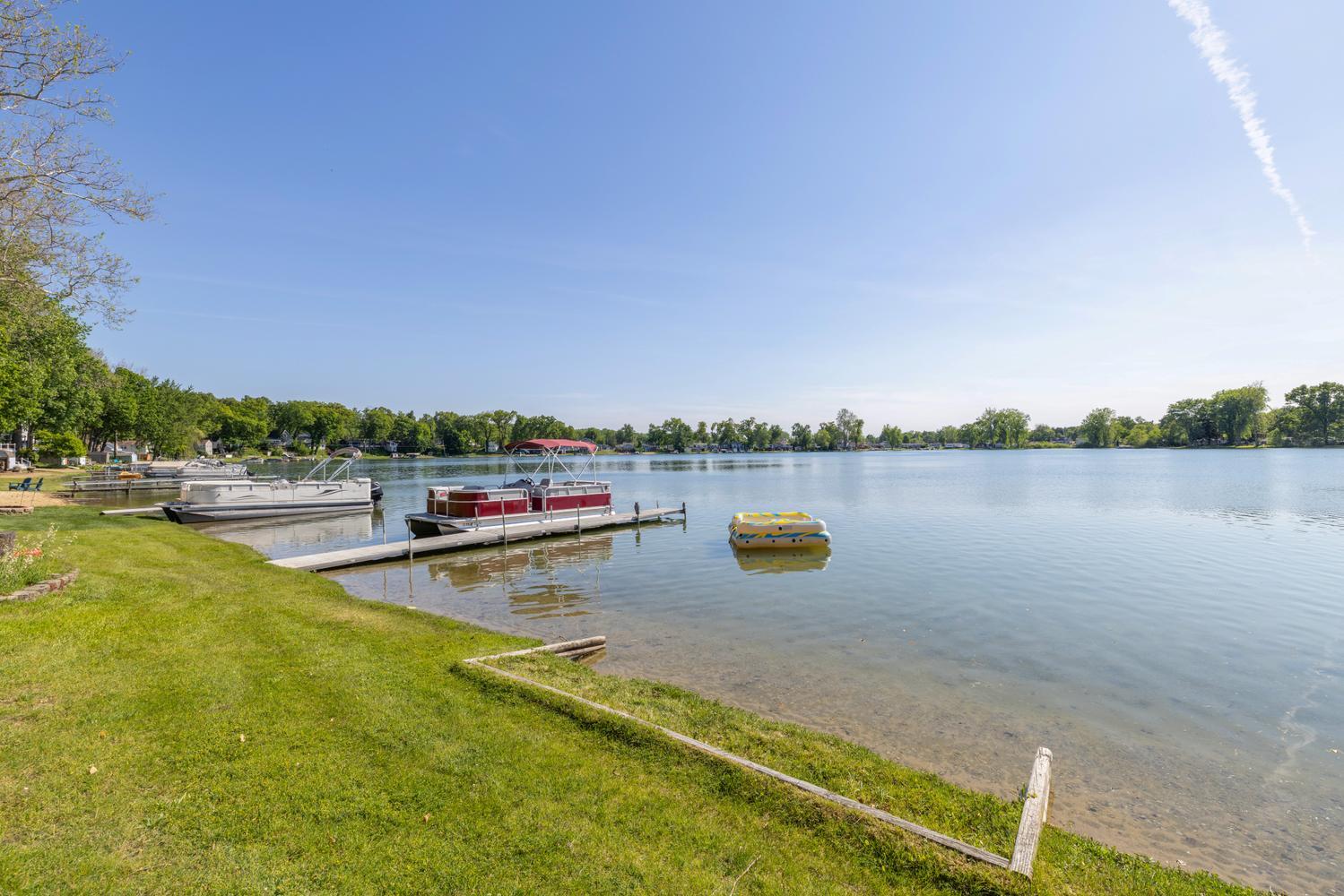 52464 Twin Lakeview Drive Dowagiac MI 49047