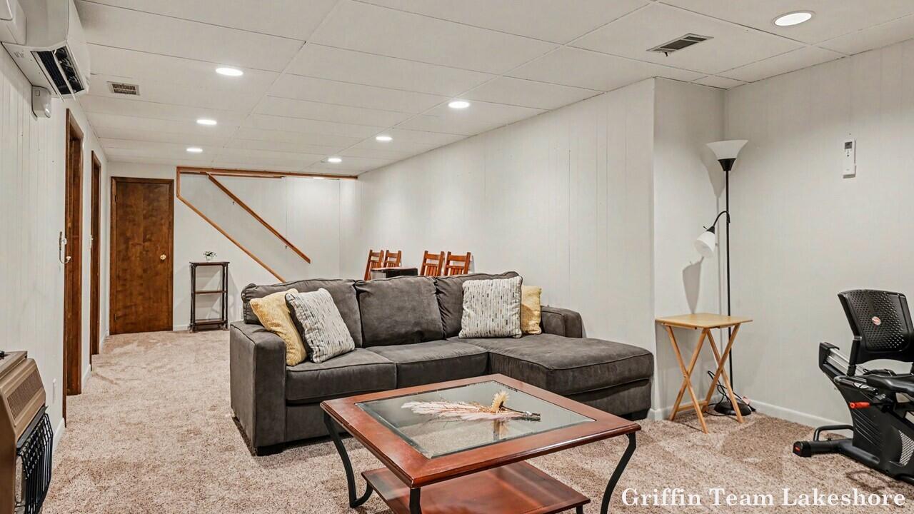 15911 Fendt Farm Drive Holland MI 49424
