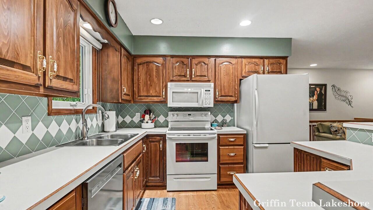 15911 Fendt Farm Drive Holland MI 49424