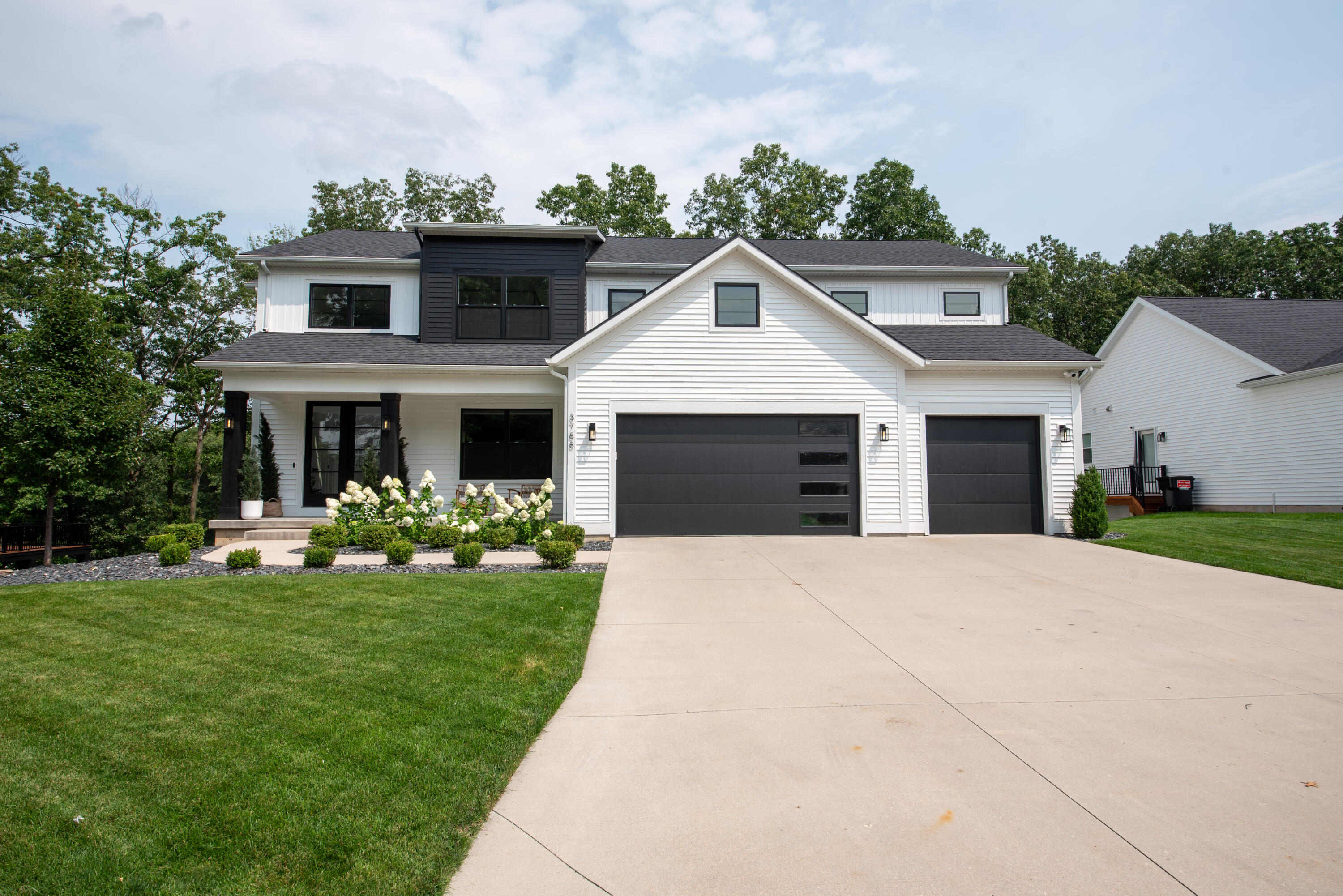 3788 Siebers Lane NE Grand Rapids MI 49525