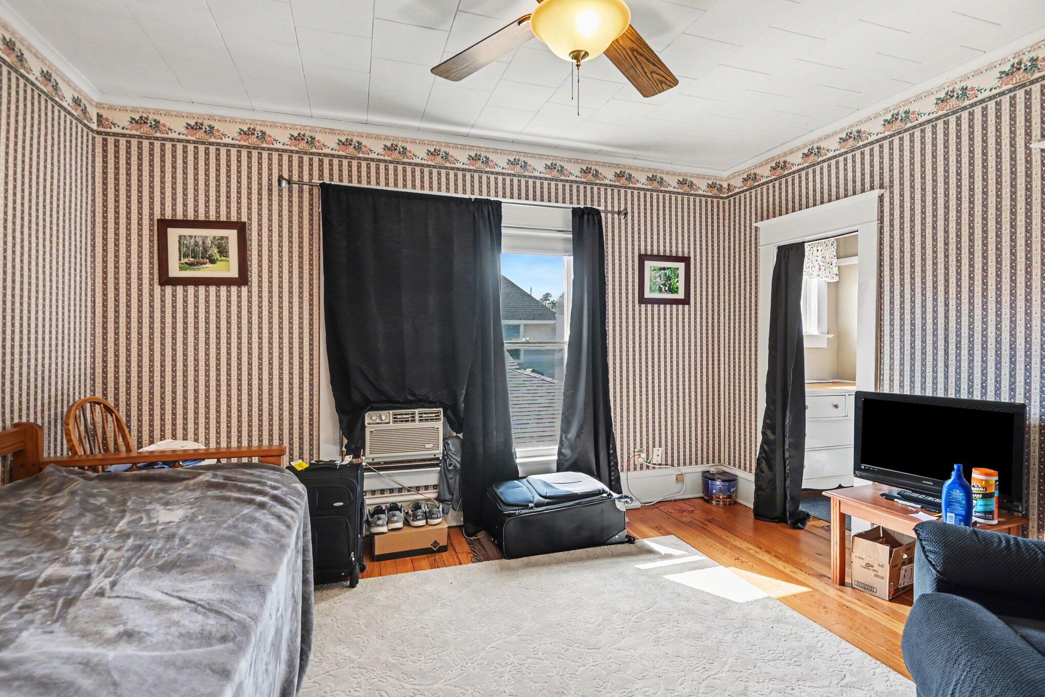 309 Michigan Avenue South Haven MI 49090