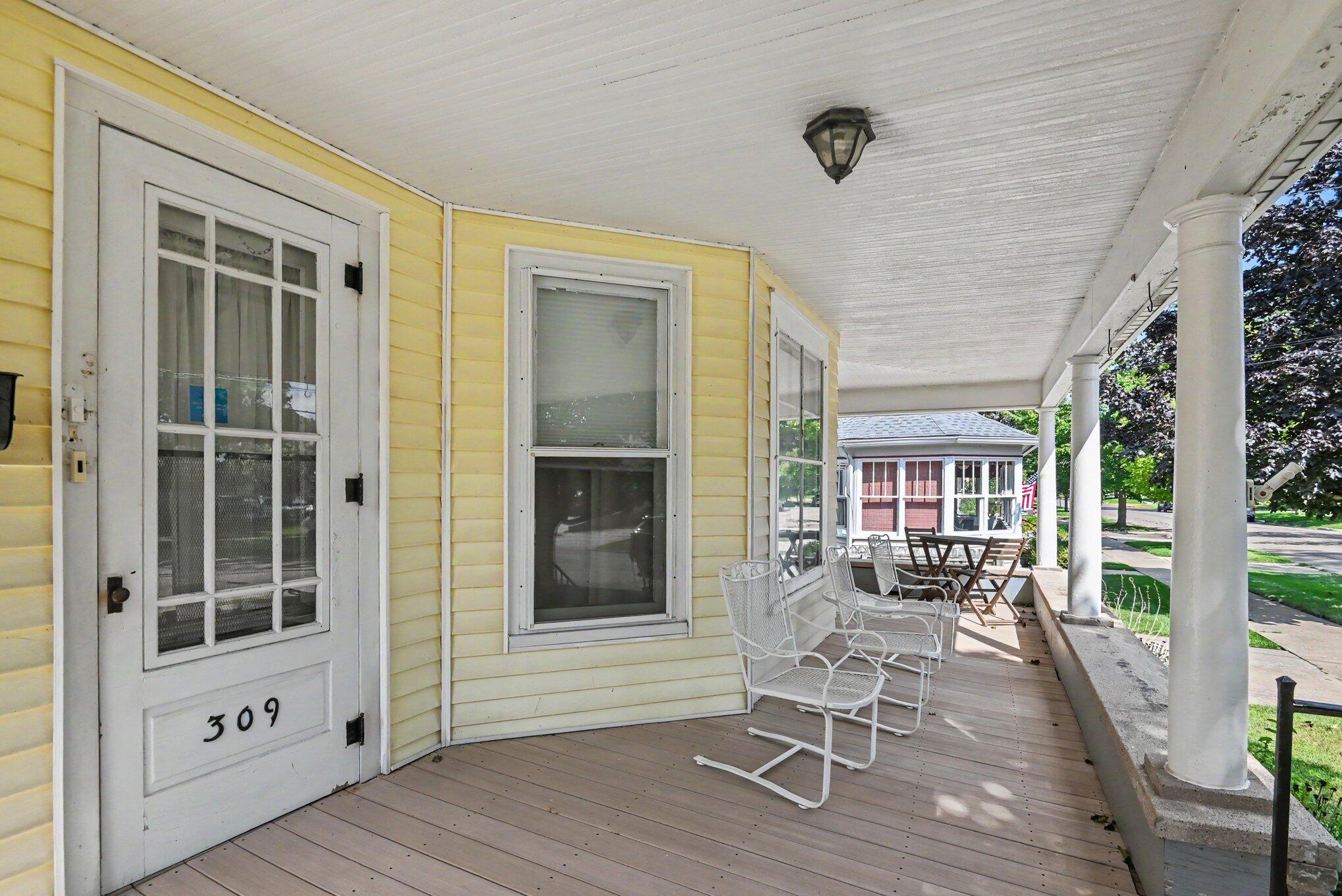 309 Michigan Avenue South Haven MI 49090