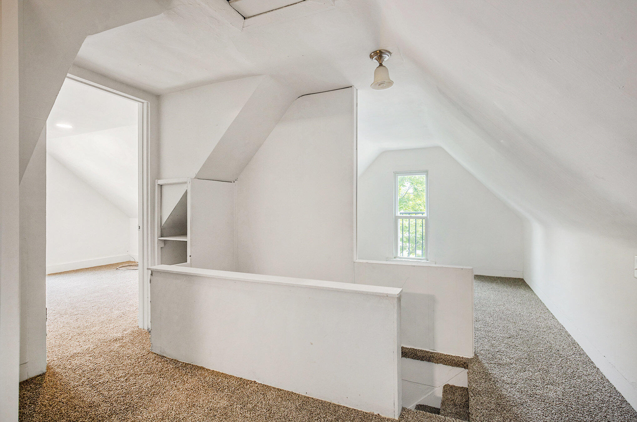 1054 Crosby Street NW Grand Rapids MI 49504