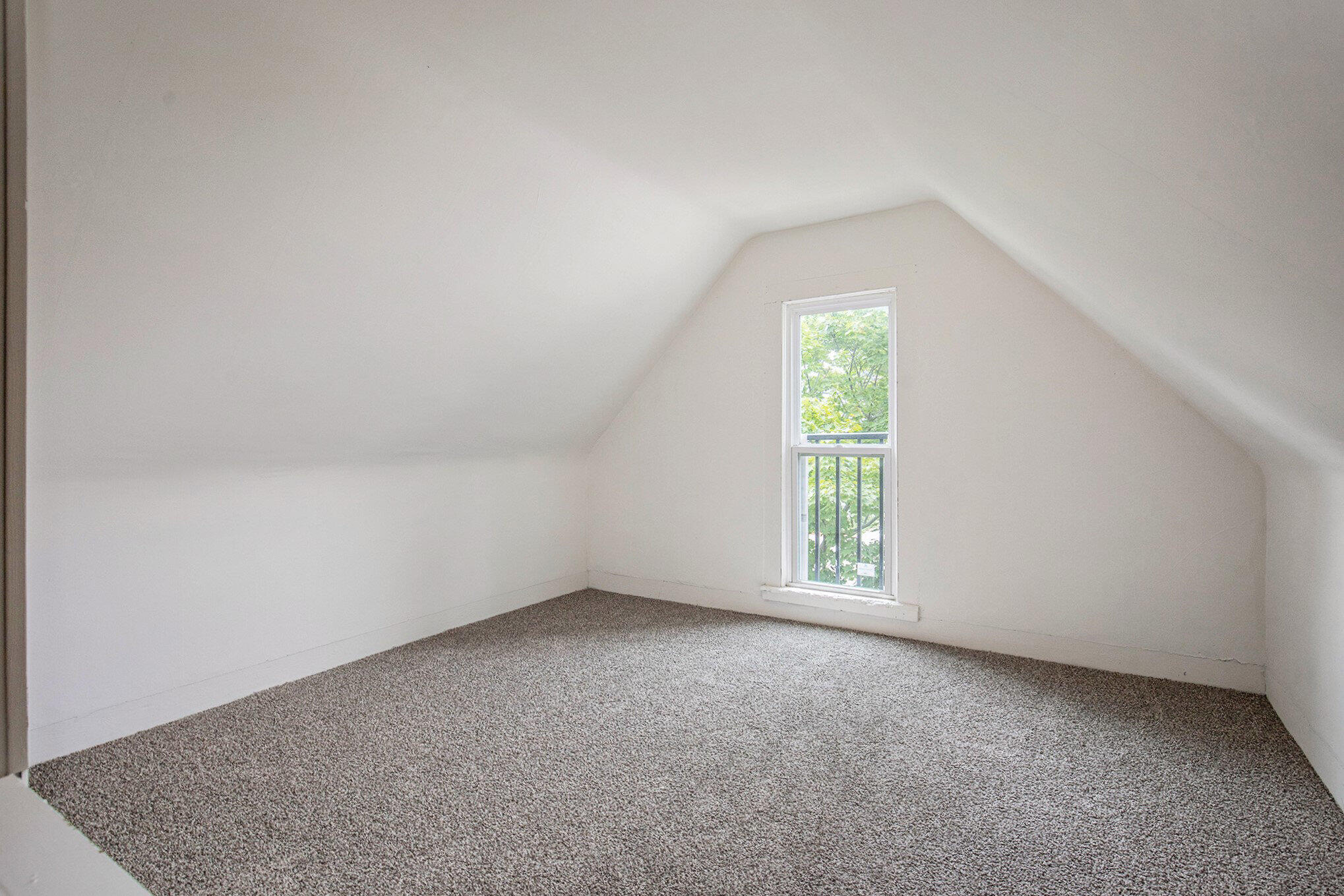 1054 Crosby Street NW Grand Rapids MI 49504