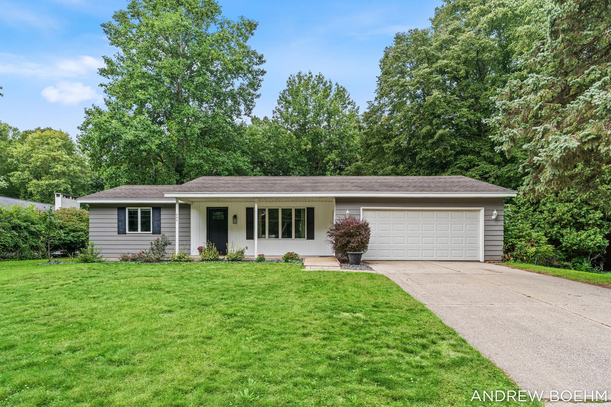 640 Old Orchard Road Holland MI 49423