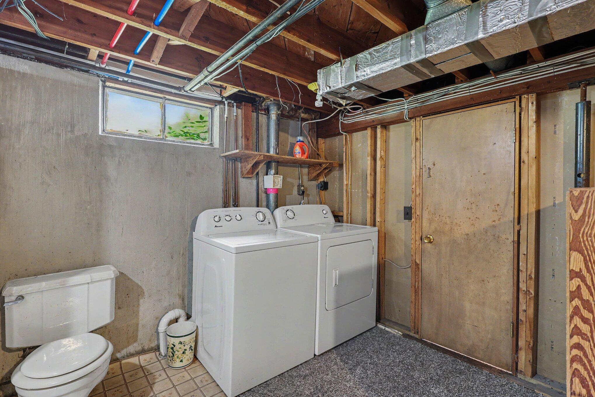 275 Taft Street Zeeland MI 49464