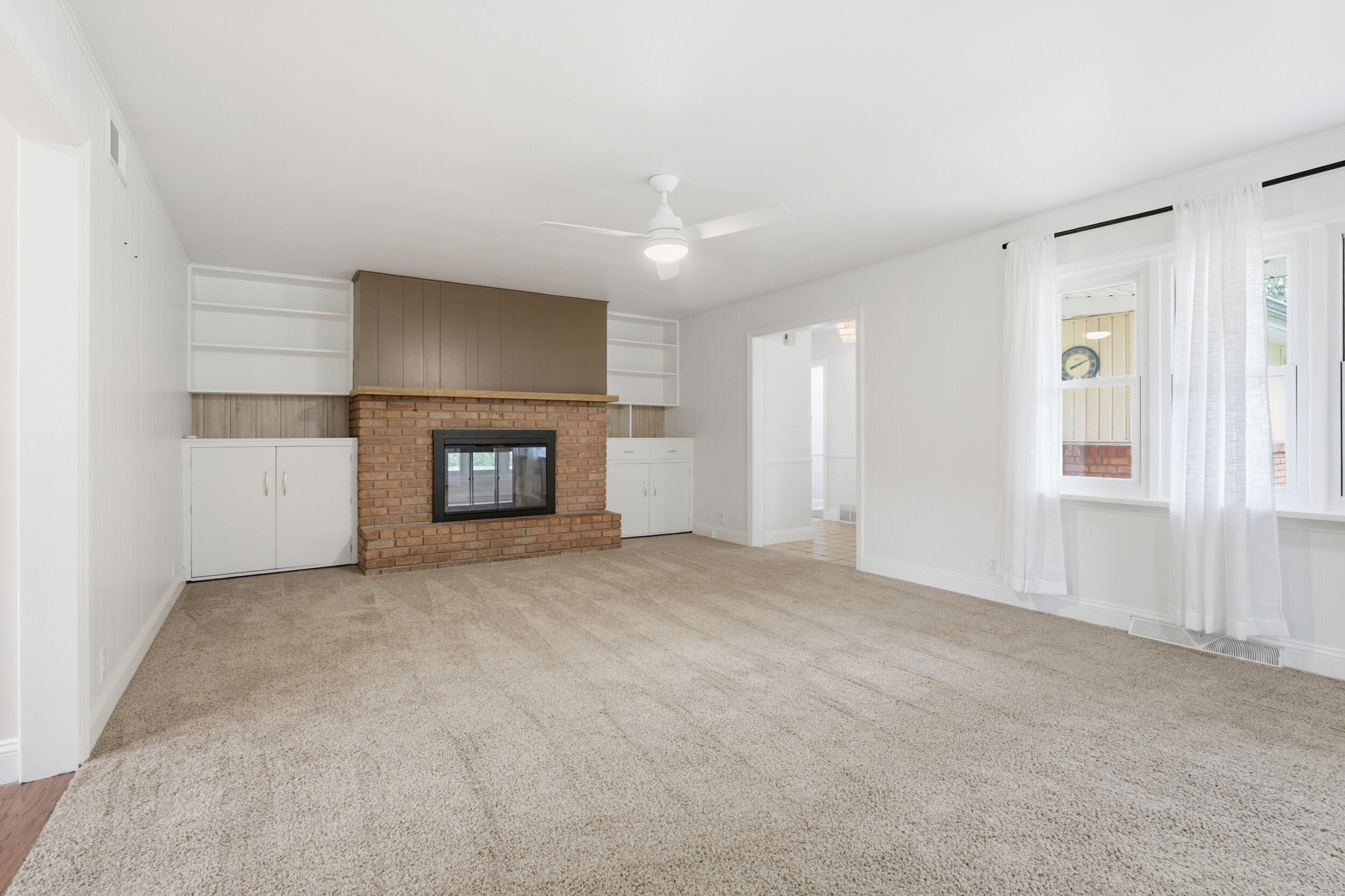 284 Hoover Avenue Benton Harbor MI 49022