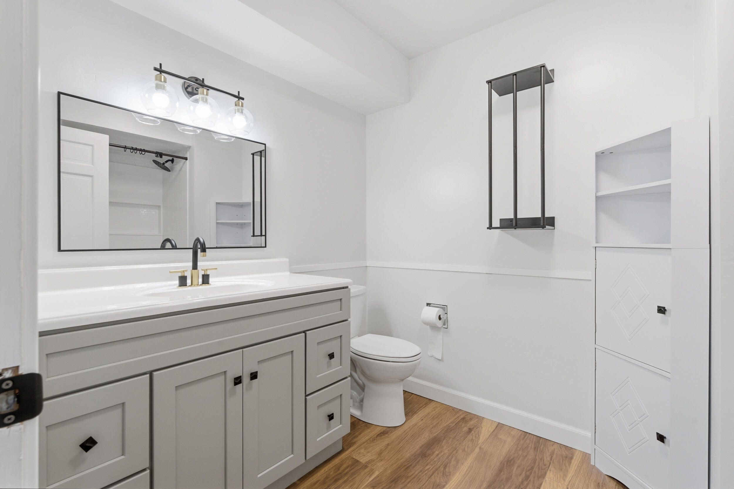 284 Hoover Avenue Benton Harbor MI 49022