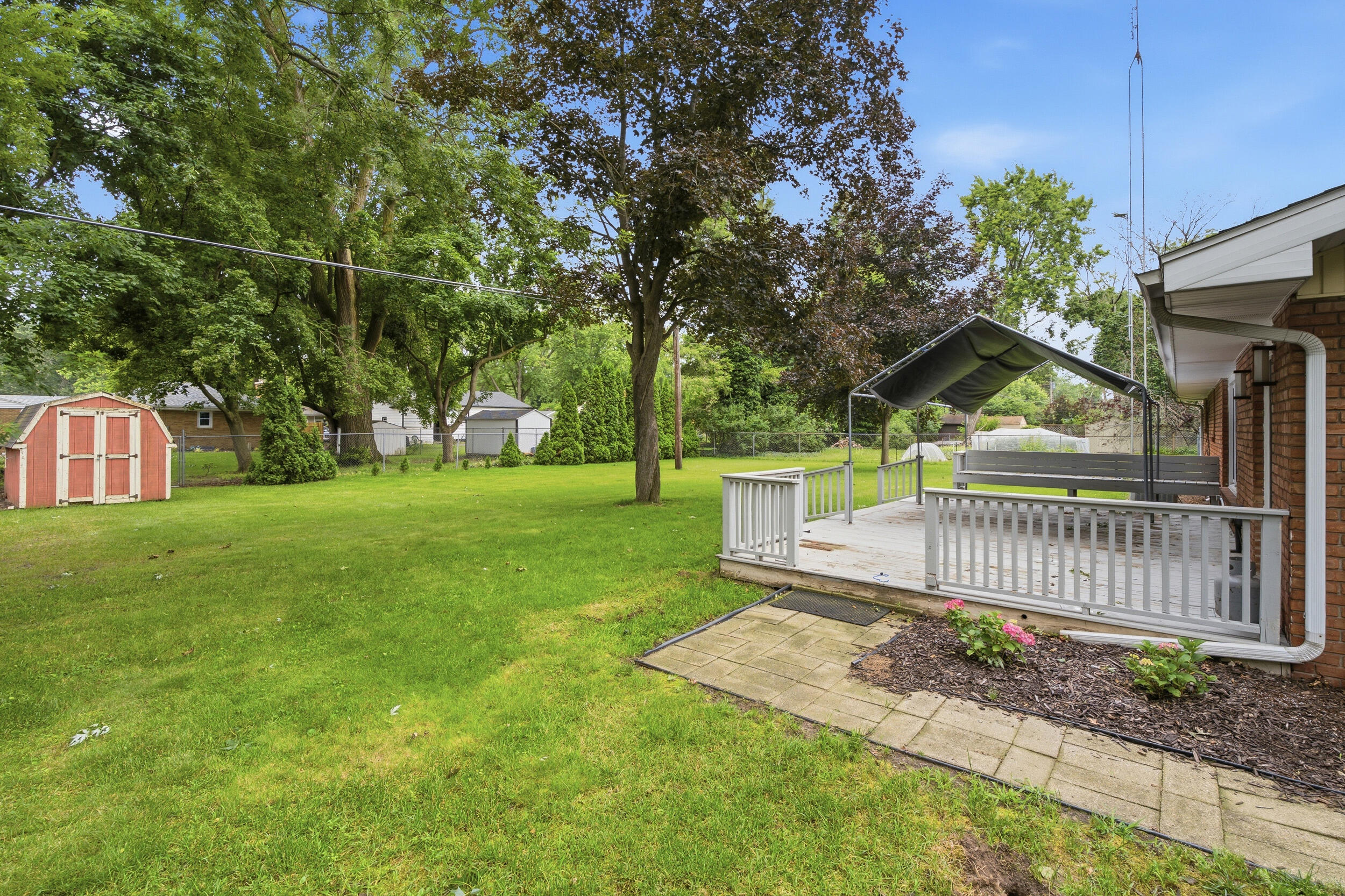 284 Hoover Avenue Benton Harbor MI 49022