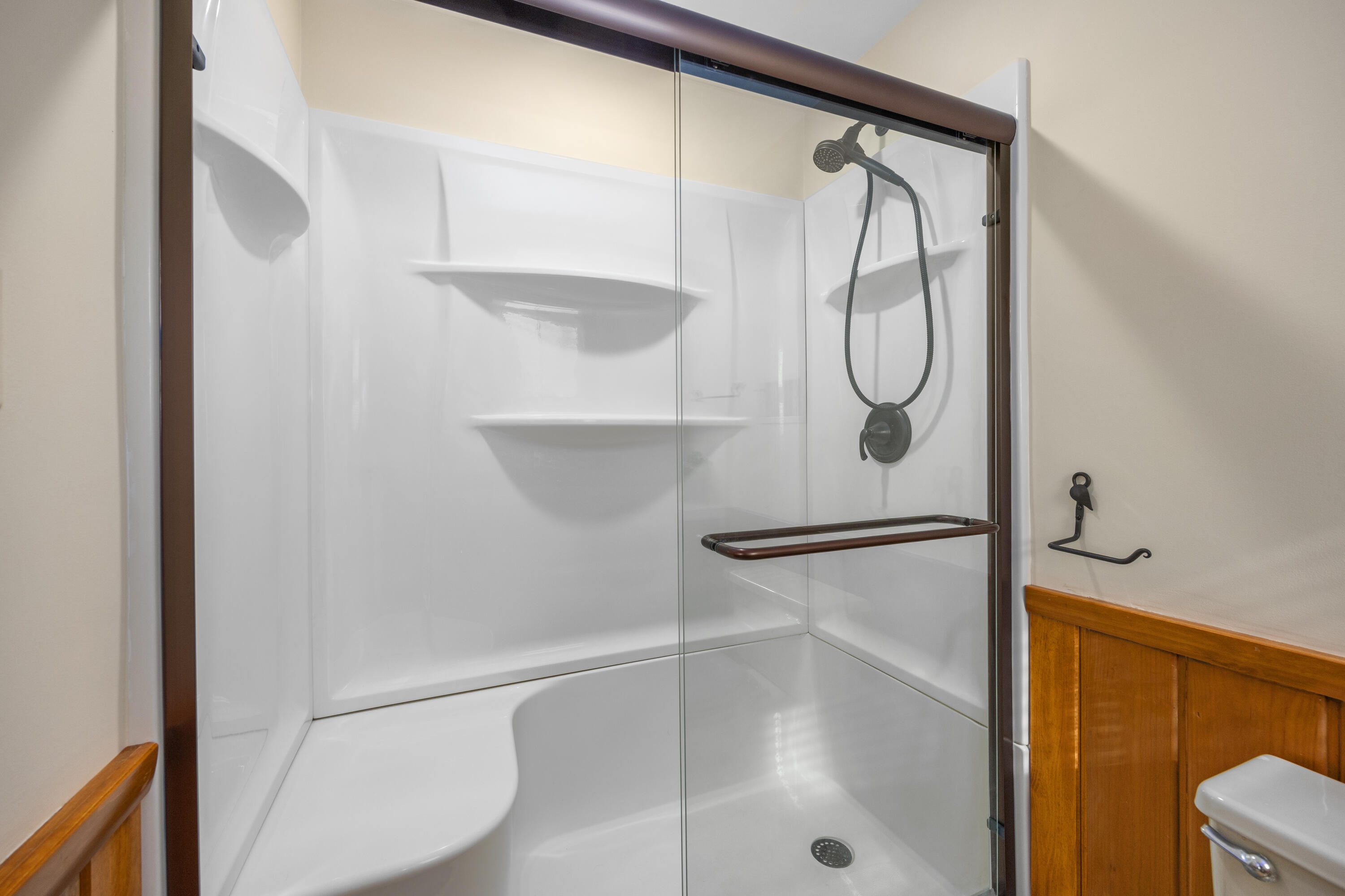 2102 Ontonagon Avenue SE Grand Rapids MI 49506