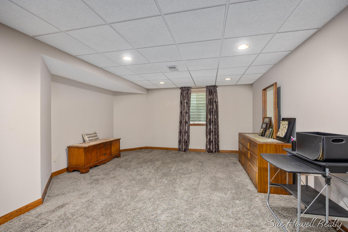 2102 Ontonagon Avenue SE Grand Rapids MI 49506